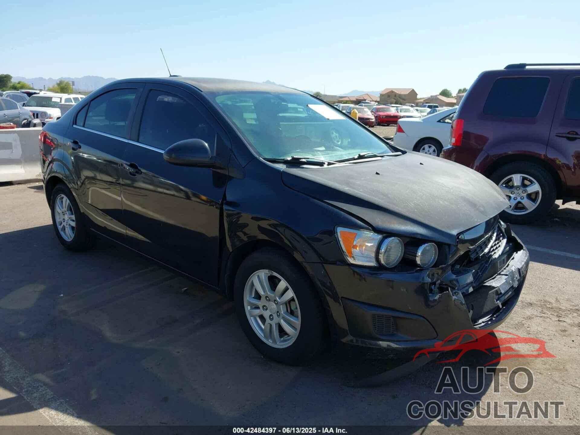 CHEVROLET SONIC 2015 - 1G1JC5SH7F4210567