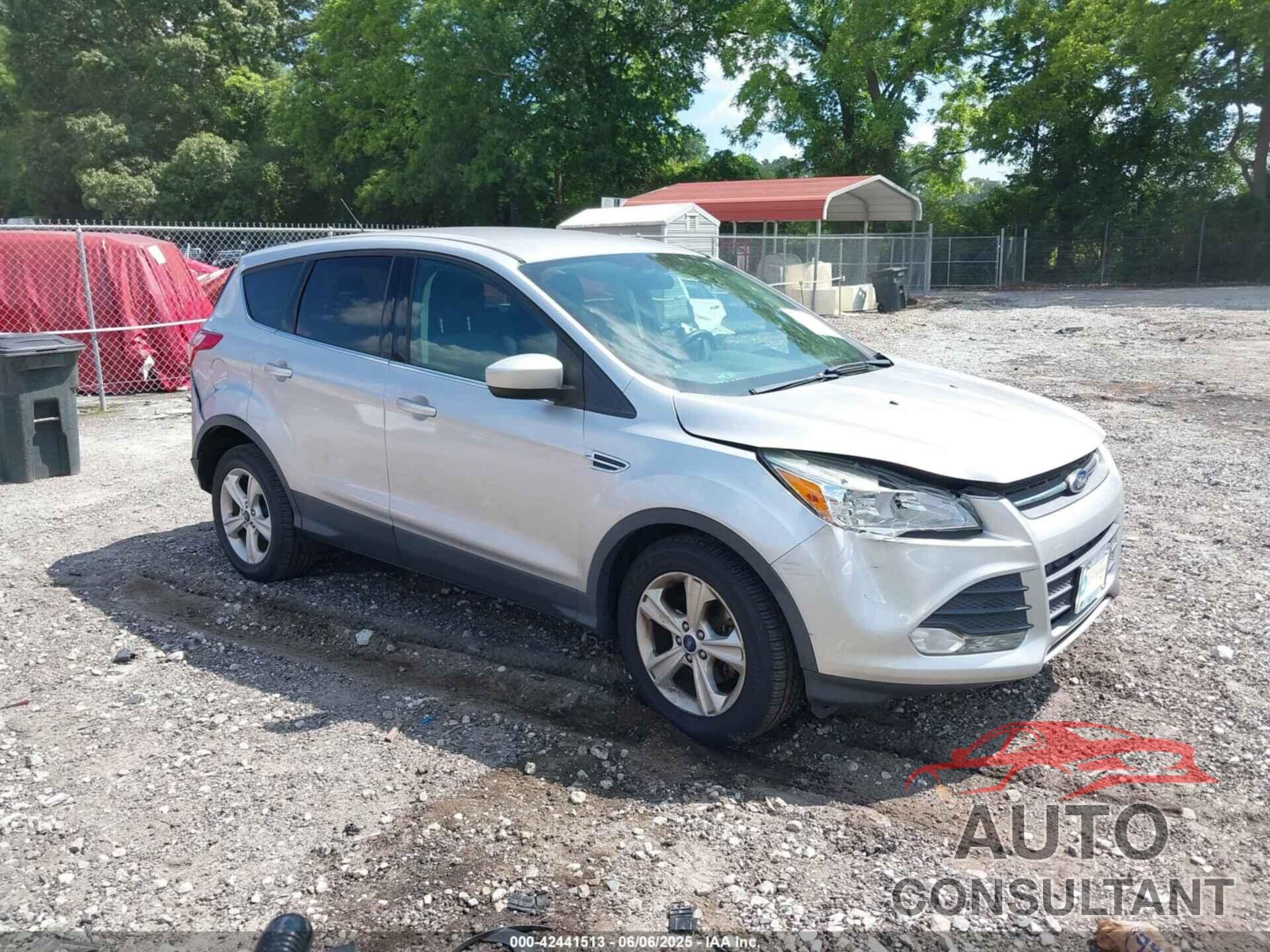 FORD ESCAPE 2015 - 1FMCU0G78FUB67305