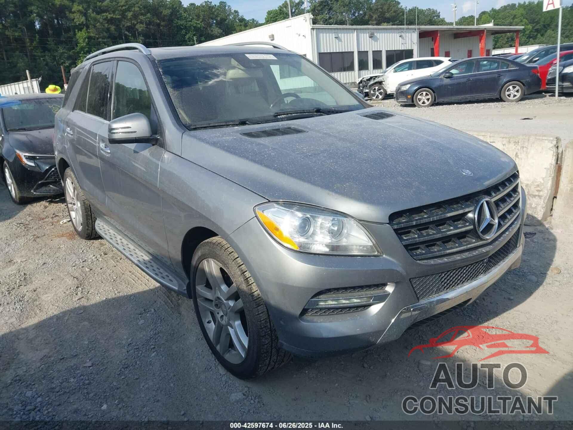 MERCEDES-BENZ ML 350 2015 - 4JGDA5JB2FA483386