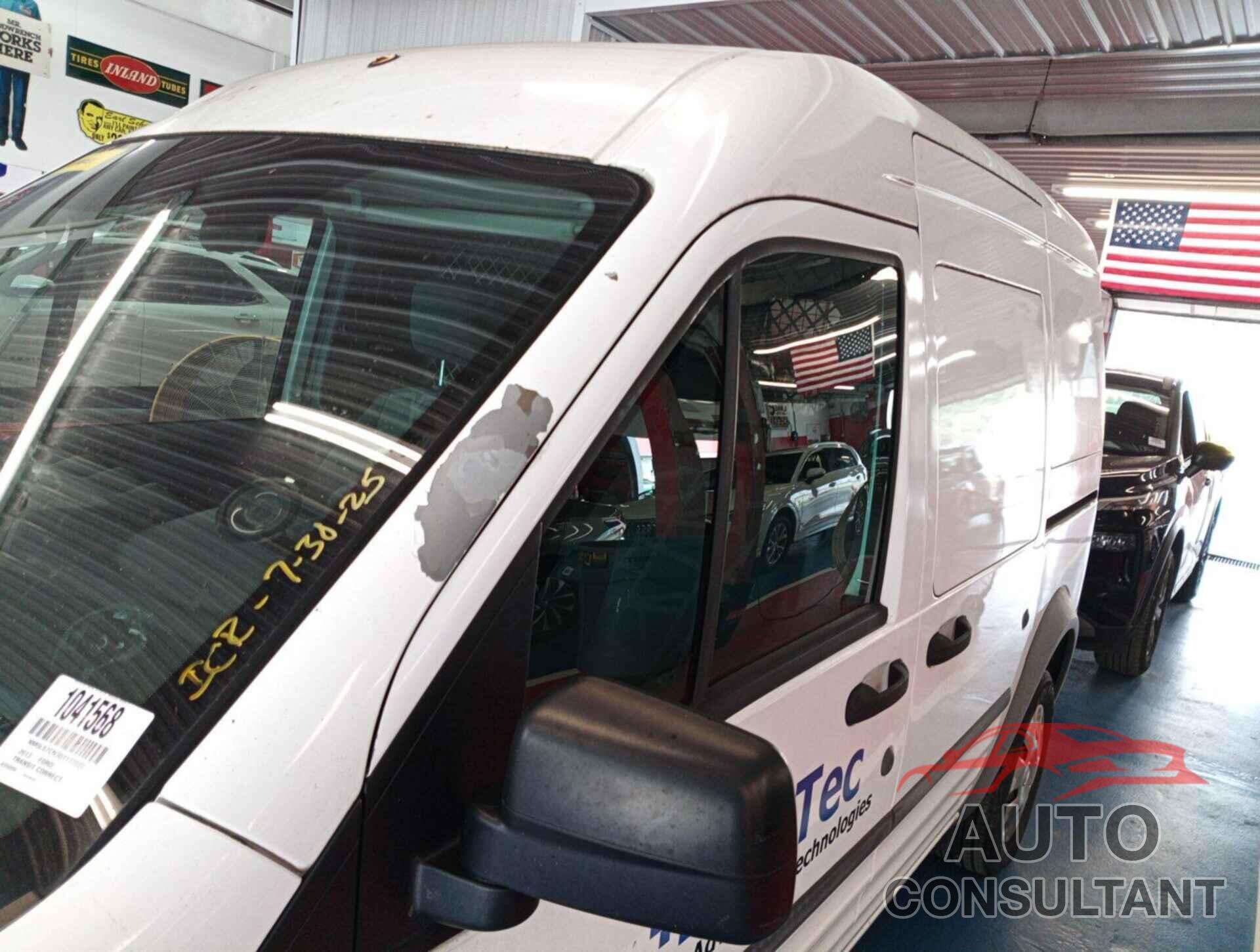 FORD TRANSIT CONNECT 2013 - NM0LS7CN3DT177022
