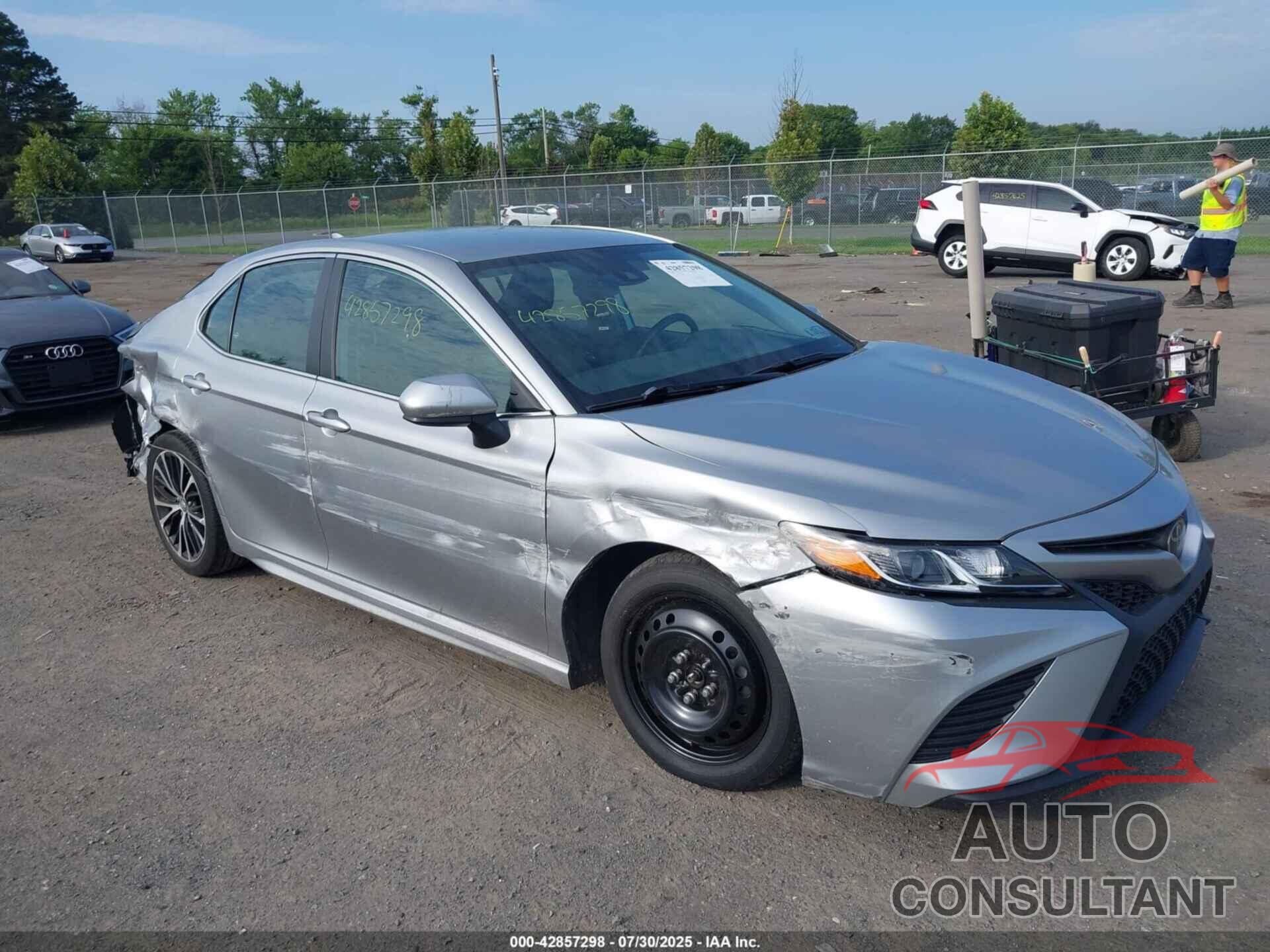 TOYOTA CAMRY 2020 - 4T1G11AK2LU899826