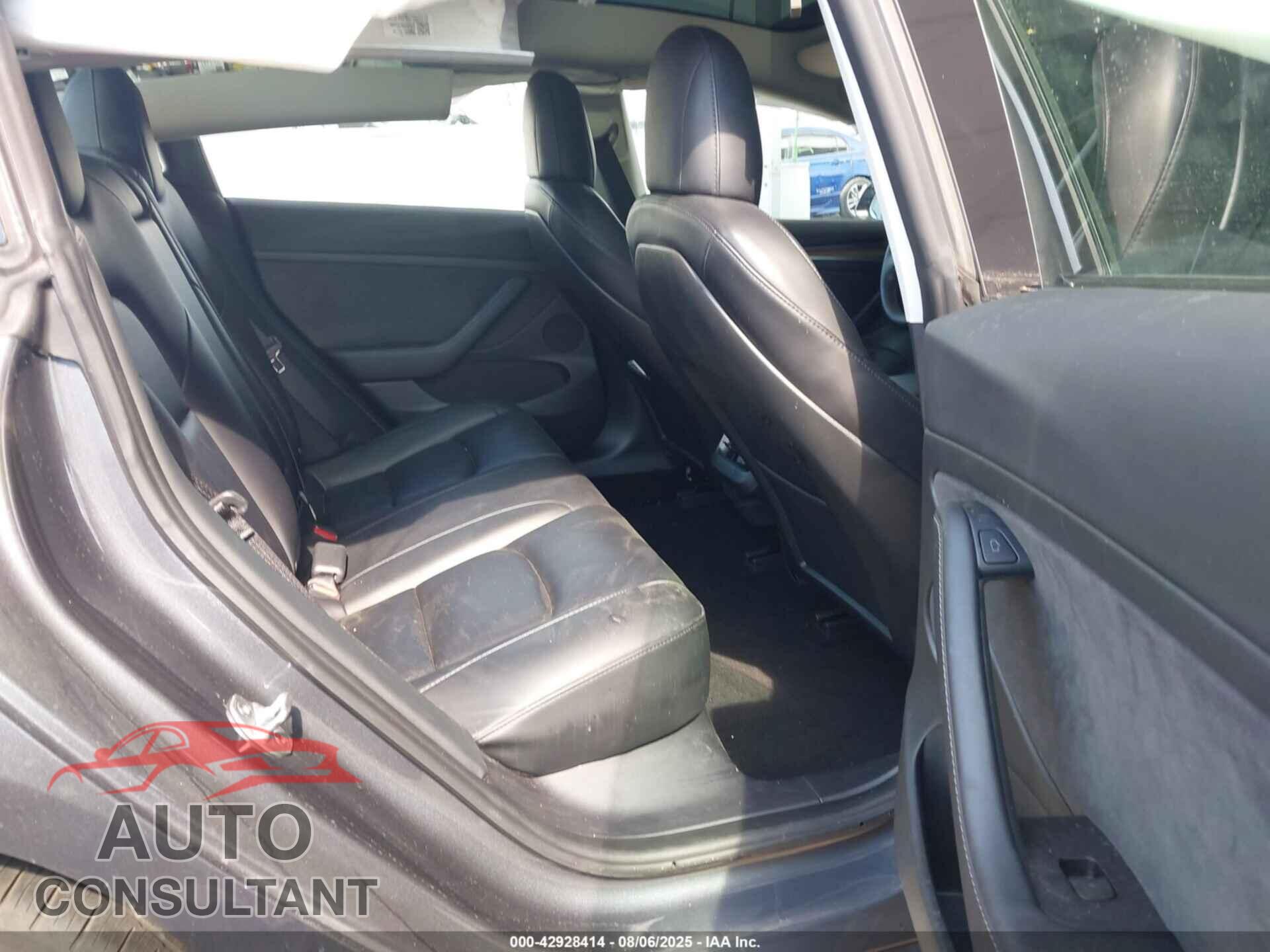 TESLA MODEL 3 2023 - 5YJ3E1EAXPF407082