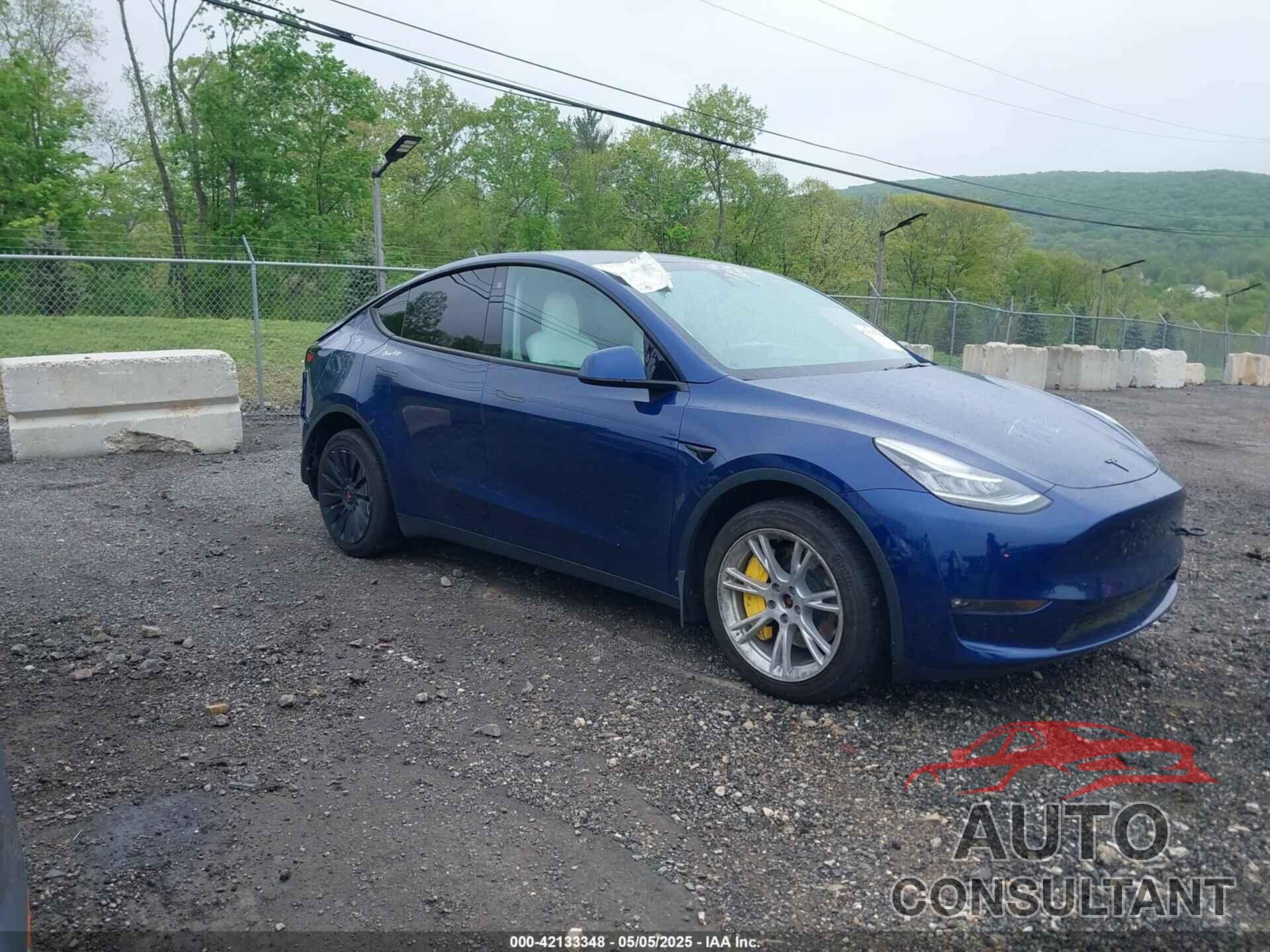 TESLA MODEL Y 2023 - 7SAYGDEE6PF603981