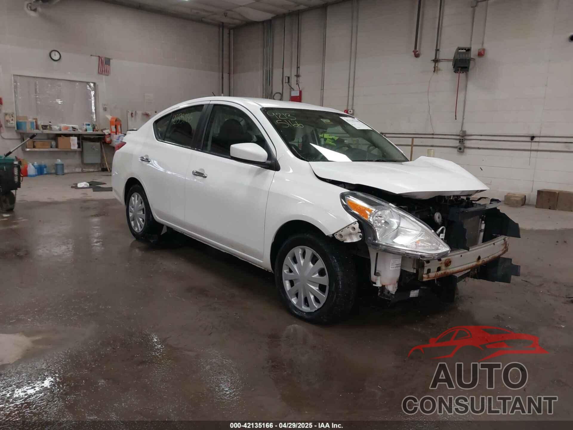 NISSAN VERSA 2017 - 3N1CN7AP7HL837820