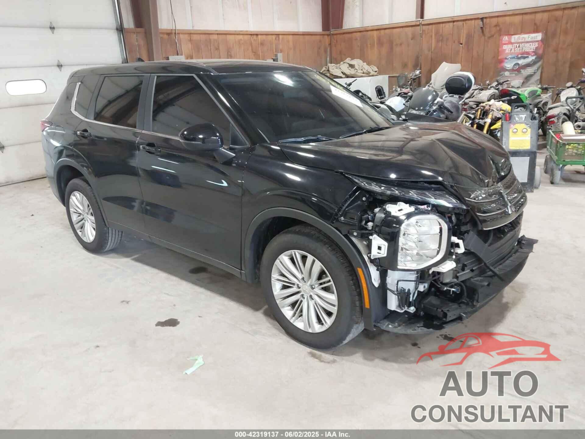 MITSUBISHI OUTLANDER 2024 - JA4J4UA88RZ085080