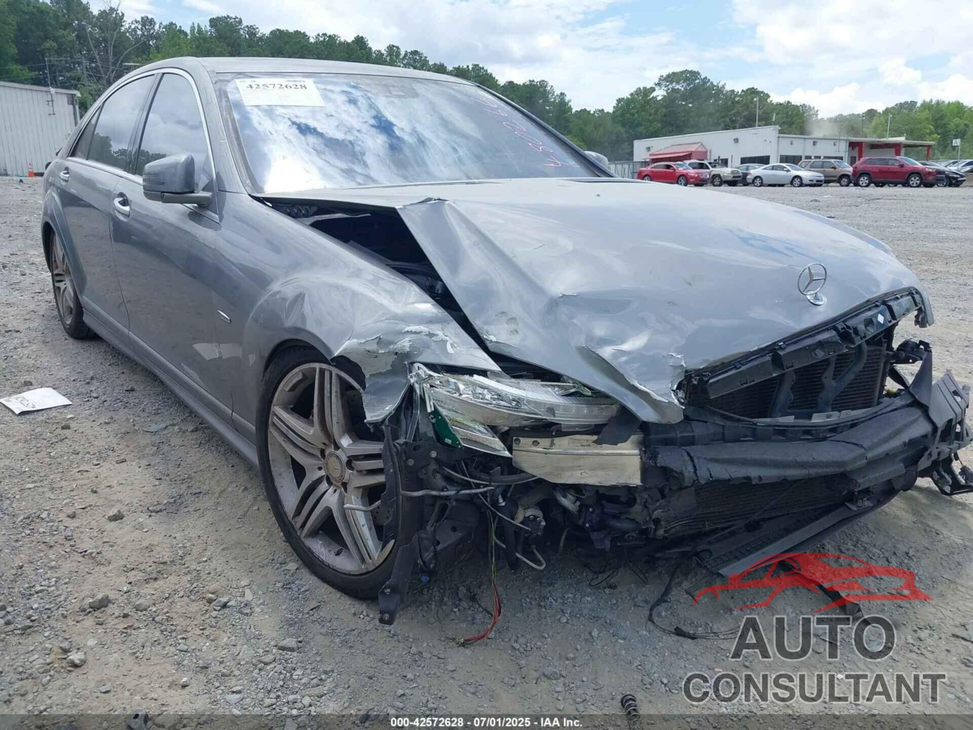 MERCEDES-BENZ S 550 2012 - WDDNG9EB7CA480266
