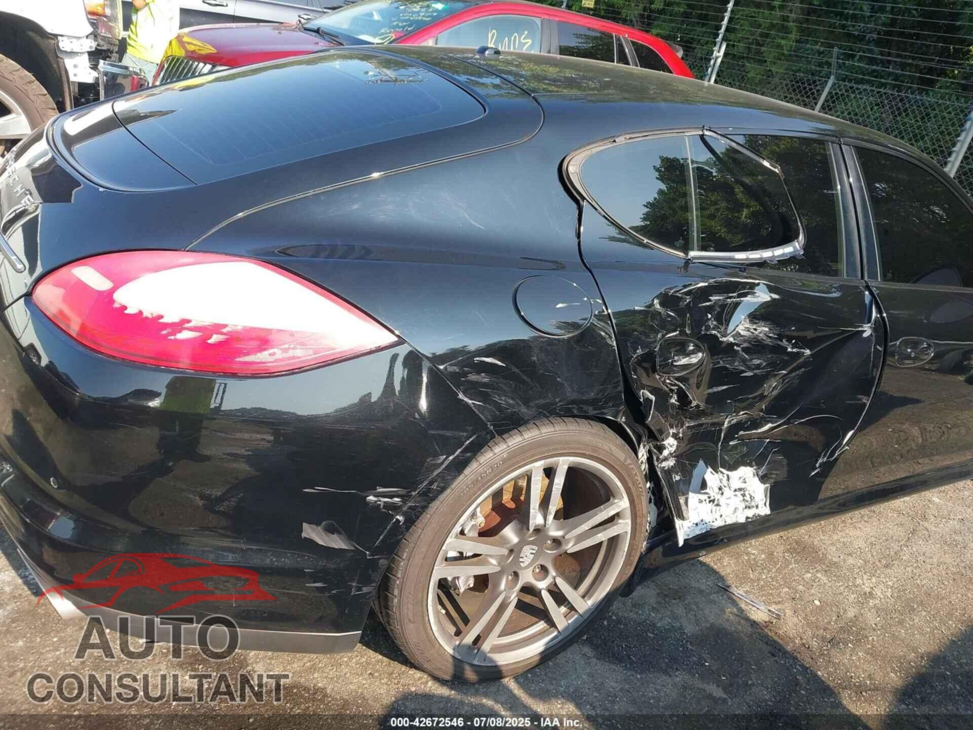 PORSCHE PANAMERA 2013 - WP0AA2A76DL015471