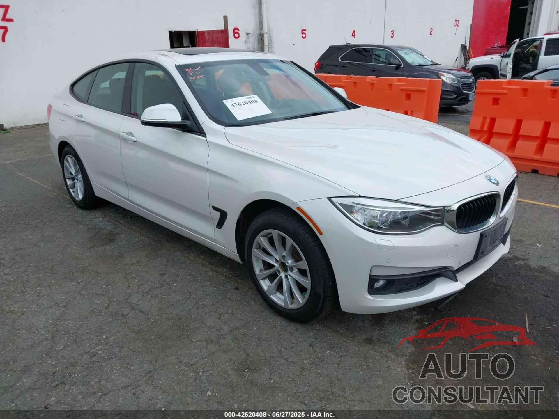 BMW 328I GRAN TURISMO 2015 - WBA3X5C55FD561242