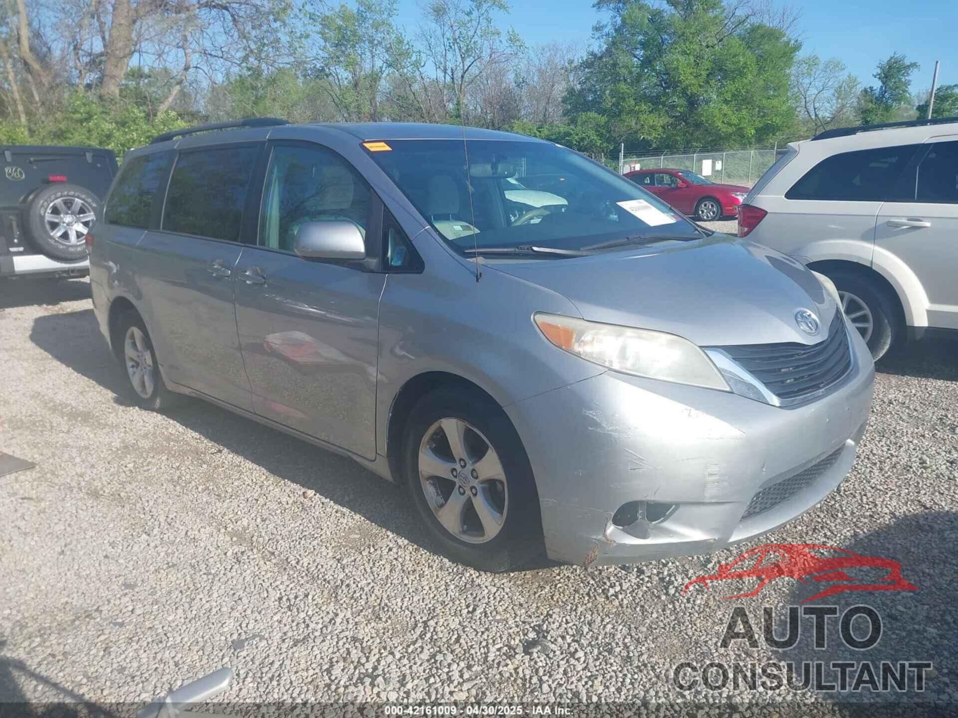 TOYOTA SIENNA 2013 - 5TDKK3DCXDS369976
