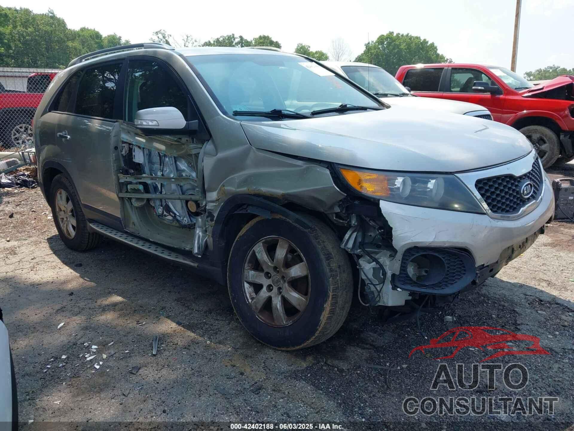 KIA SORENTO 2013 - 5XYKT3A64DG357542