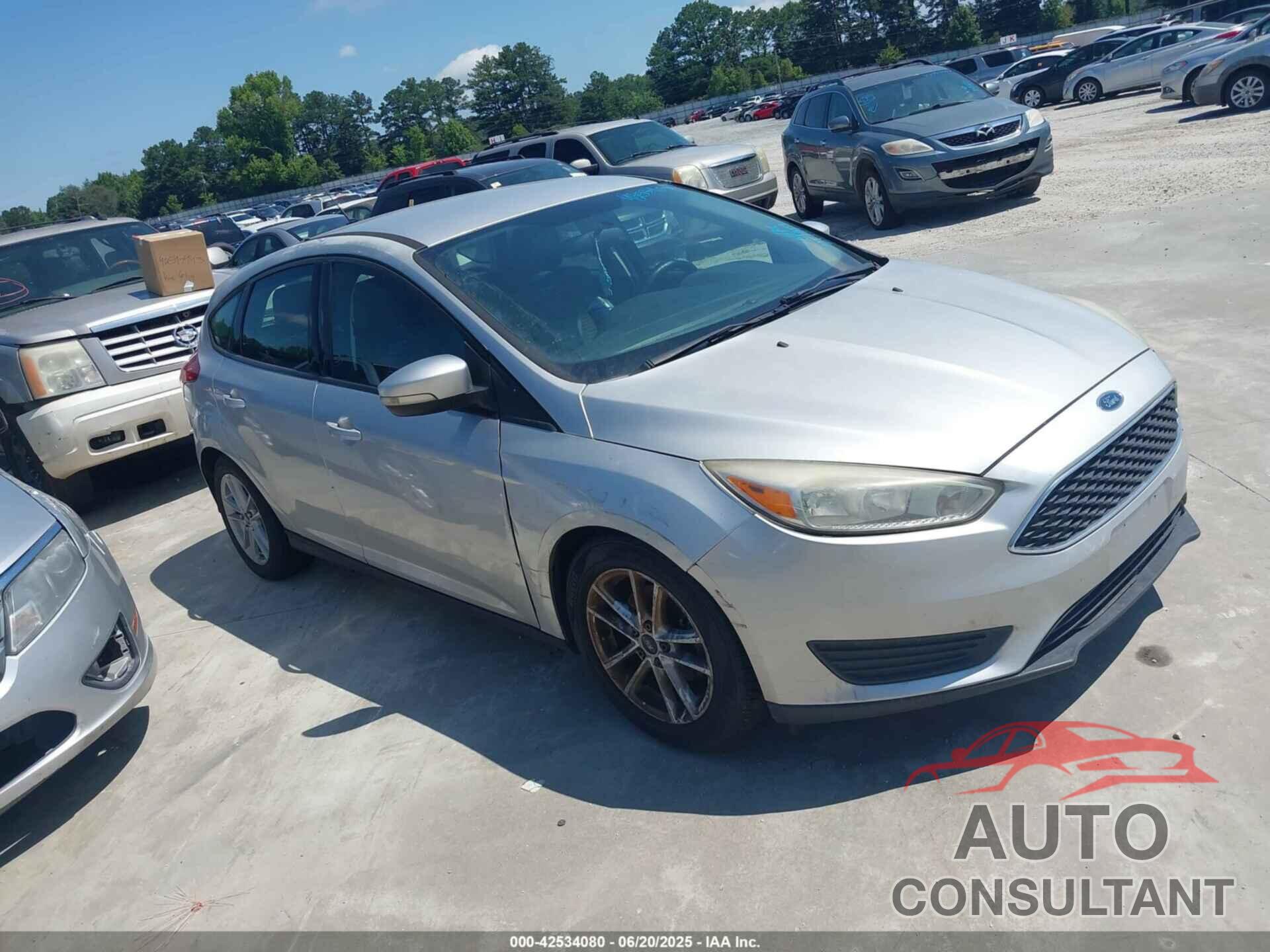 FORD FOCUS 2017 - 1FADP3K22HL217319