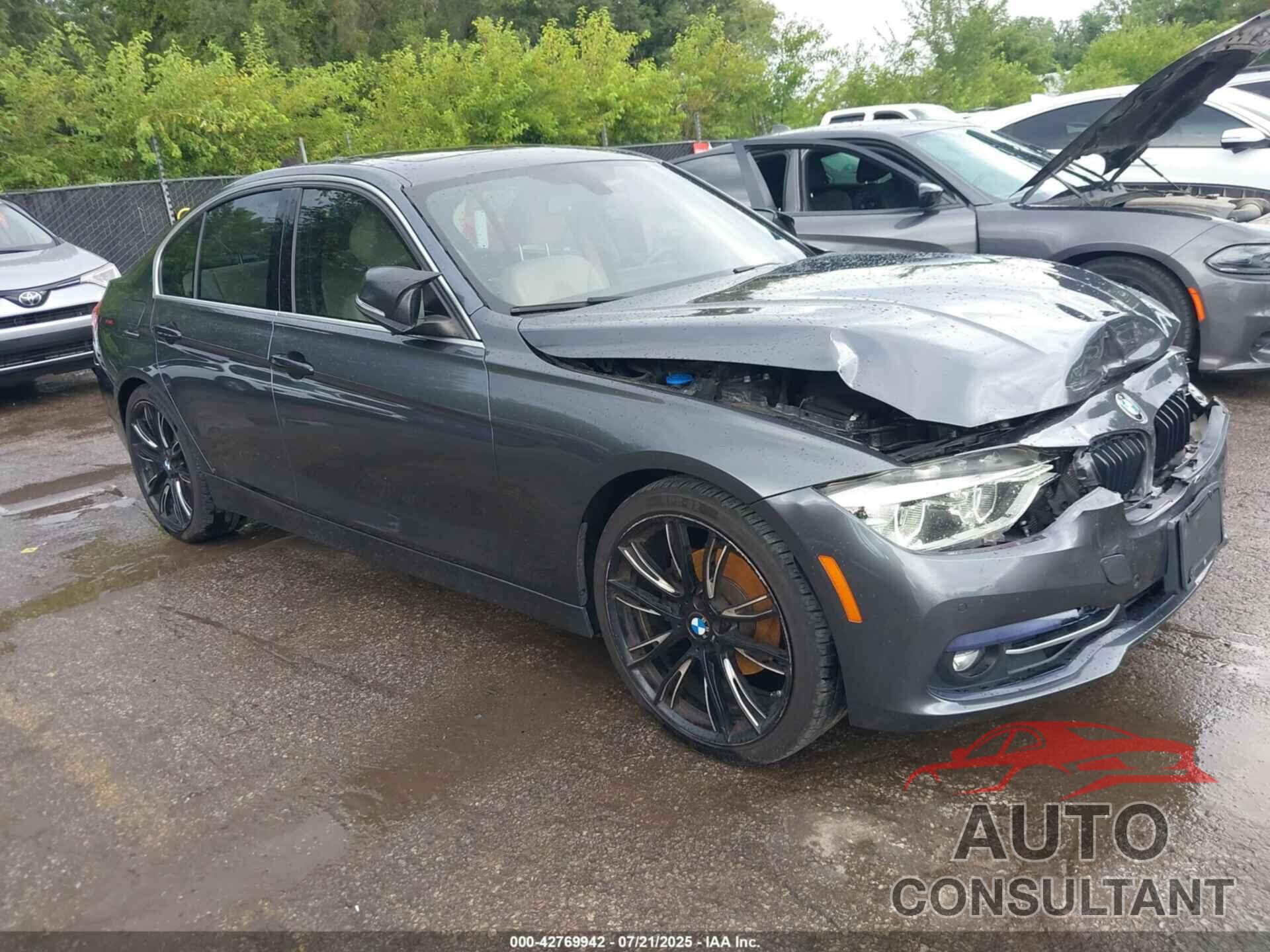 BMW 330I 2017 - WBA8D9G32HNU65631