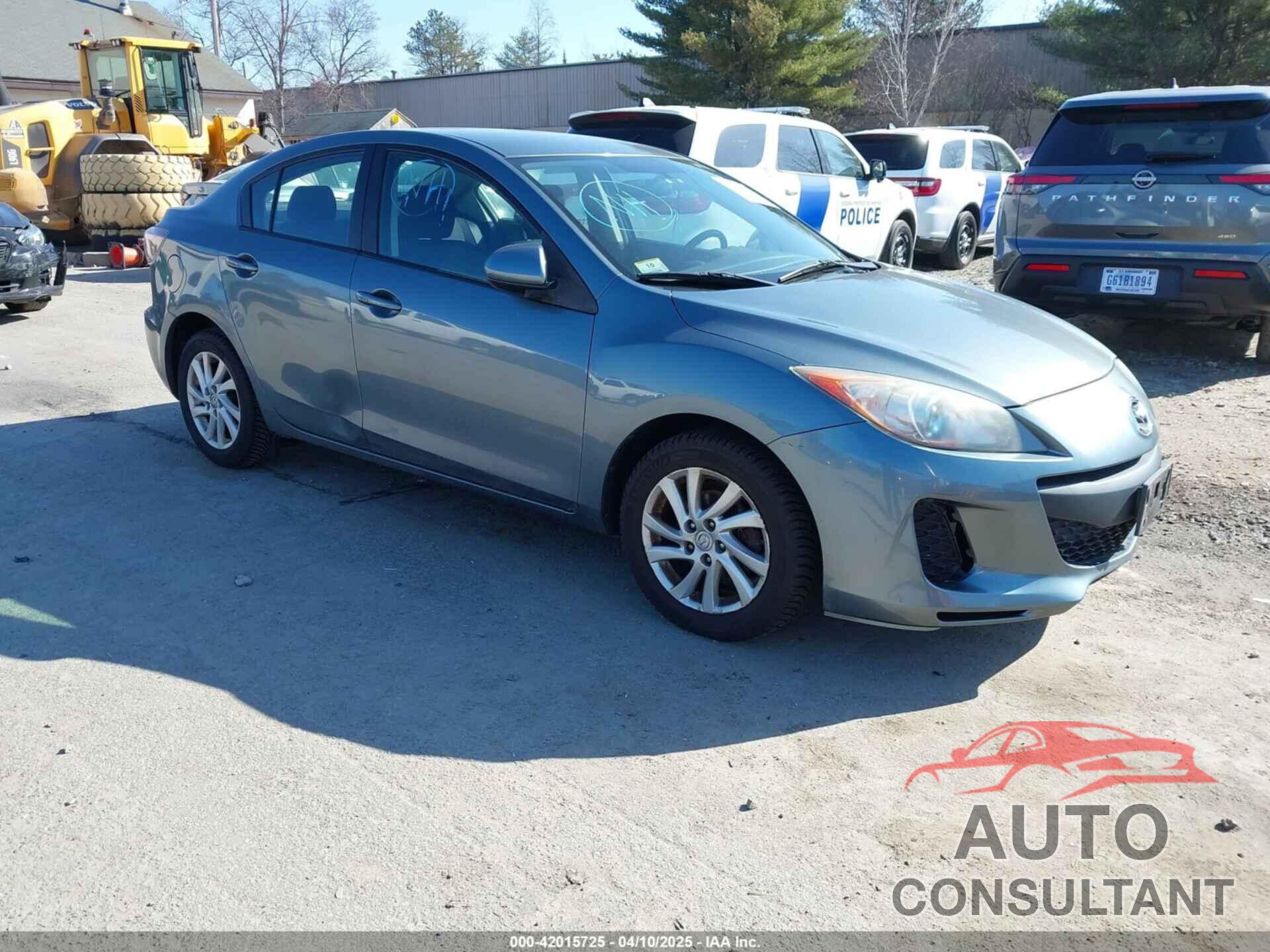 MAZDA MAZDA3 2012 - JM1BL1V82C1689297