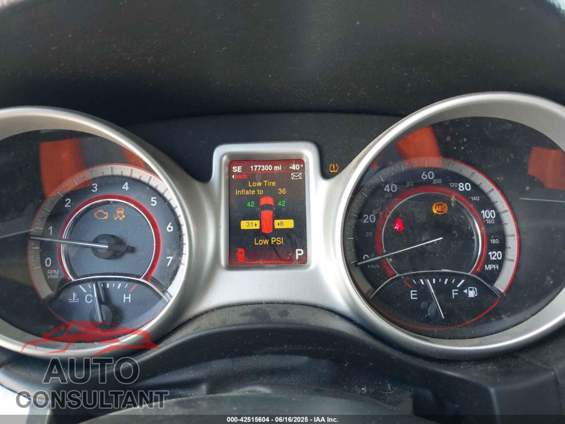 DODGE JOURNEY 2015 - 3C4PDCBG2FT551766