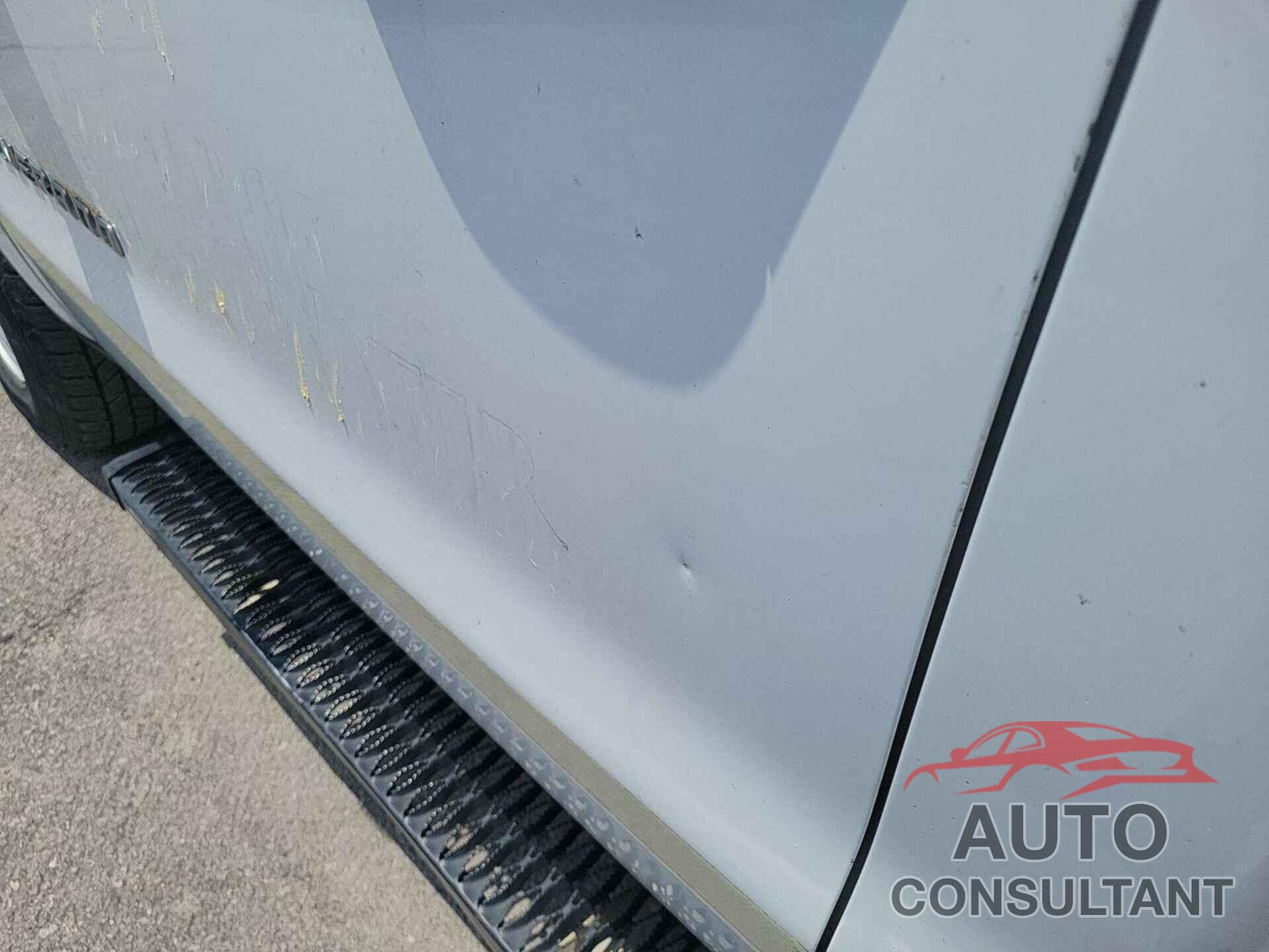 CHEVROLET SILVERADO 2015 - 1GCNKPEH7FZ241047