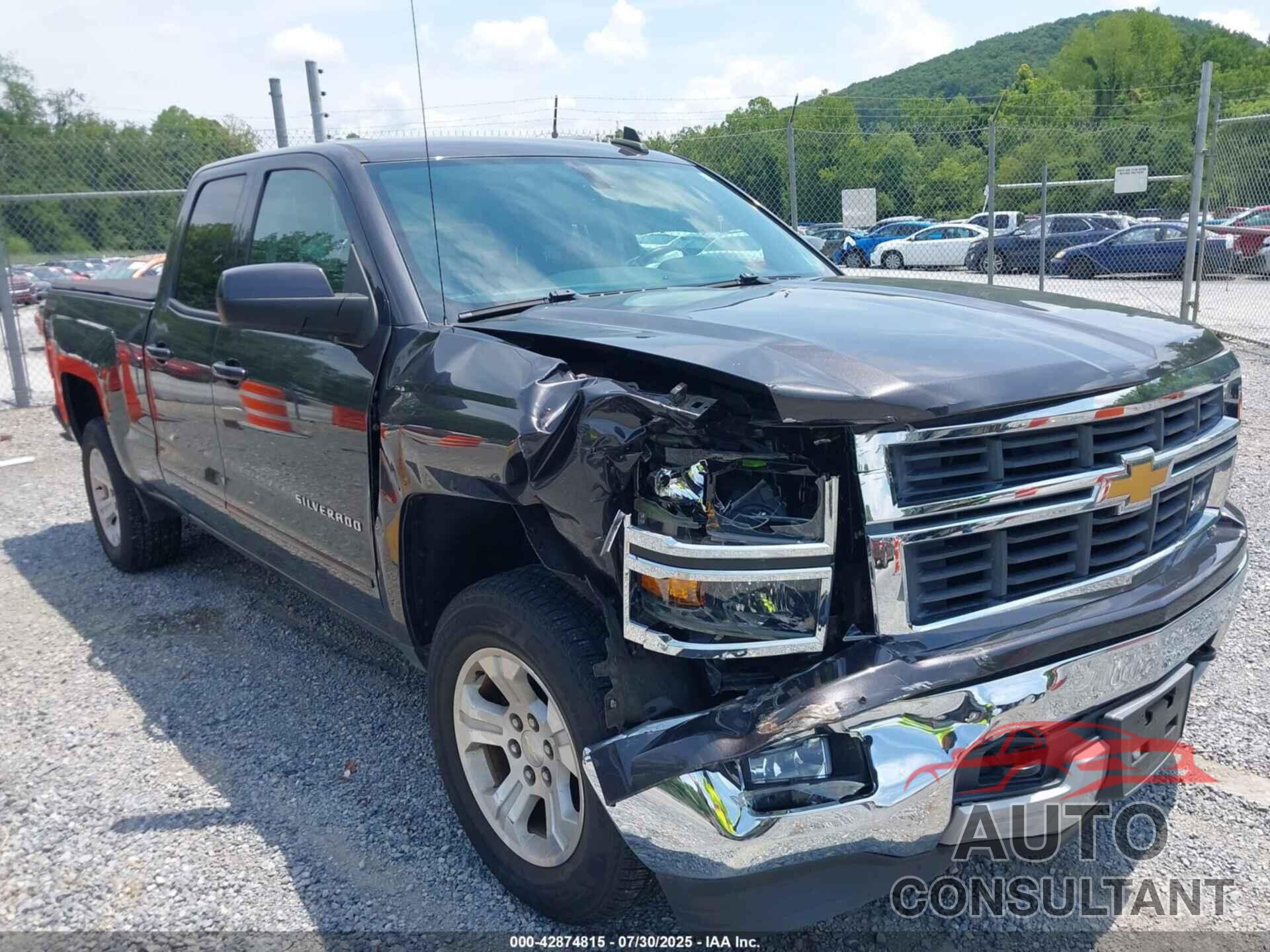 CHEVROLET SILVERADO 1500 2015 - 1GCVKREC2FZ251436