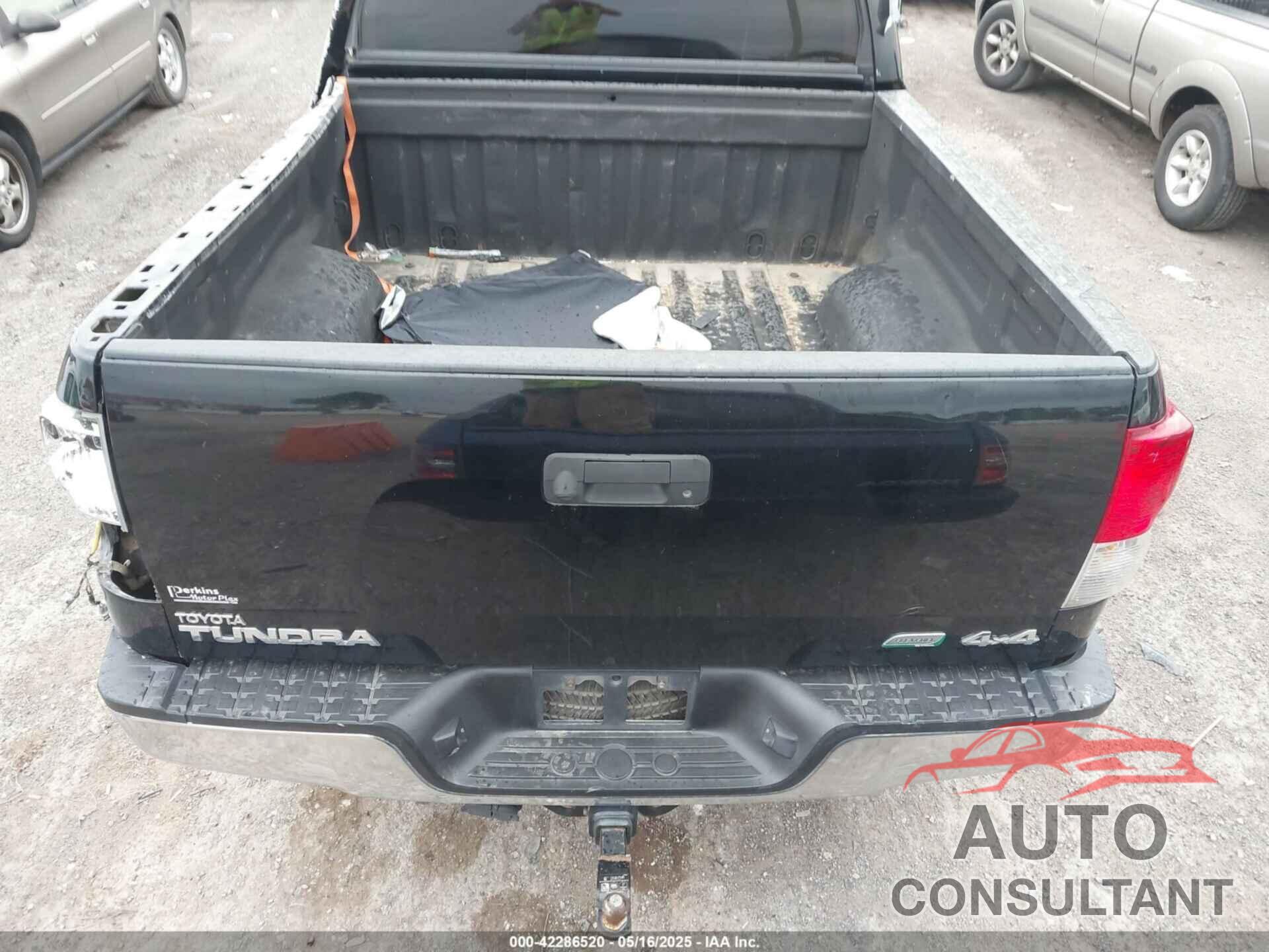 TOYOTA TUNDRA 2010 - 5TFDW5F18AX152579
