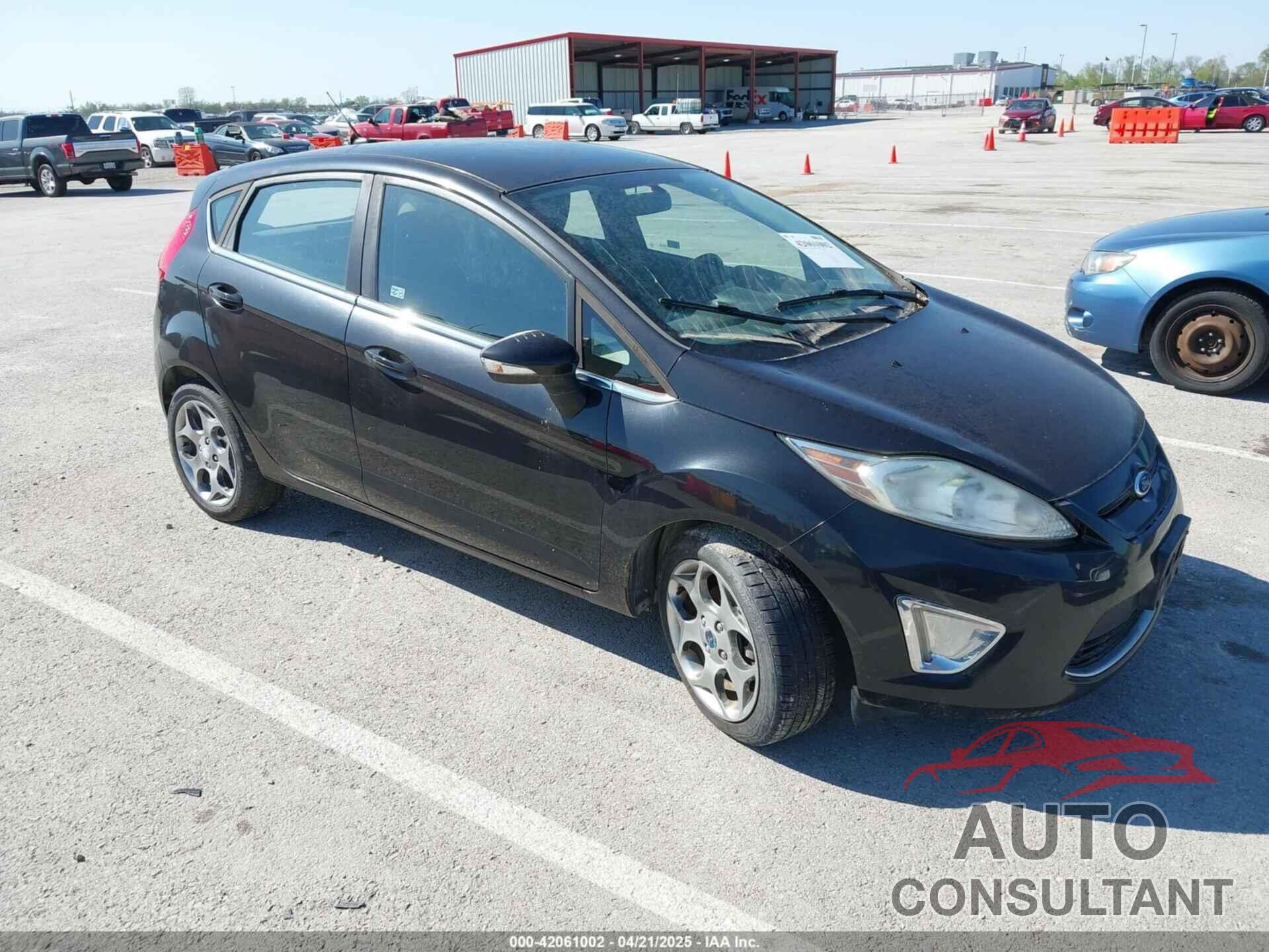 FORD FIESTA 2011 - 3FADP4FJ2BM180415