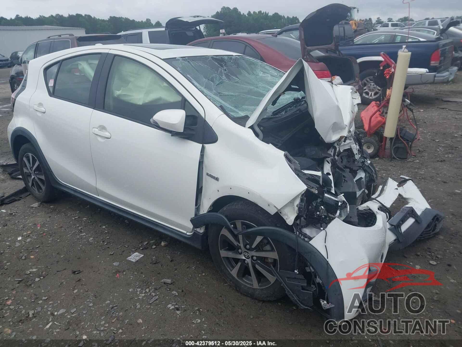 TOYOTA PRIUS C 2018 - JTDKDTB36J1607702
