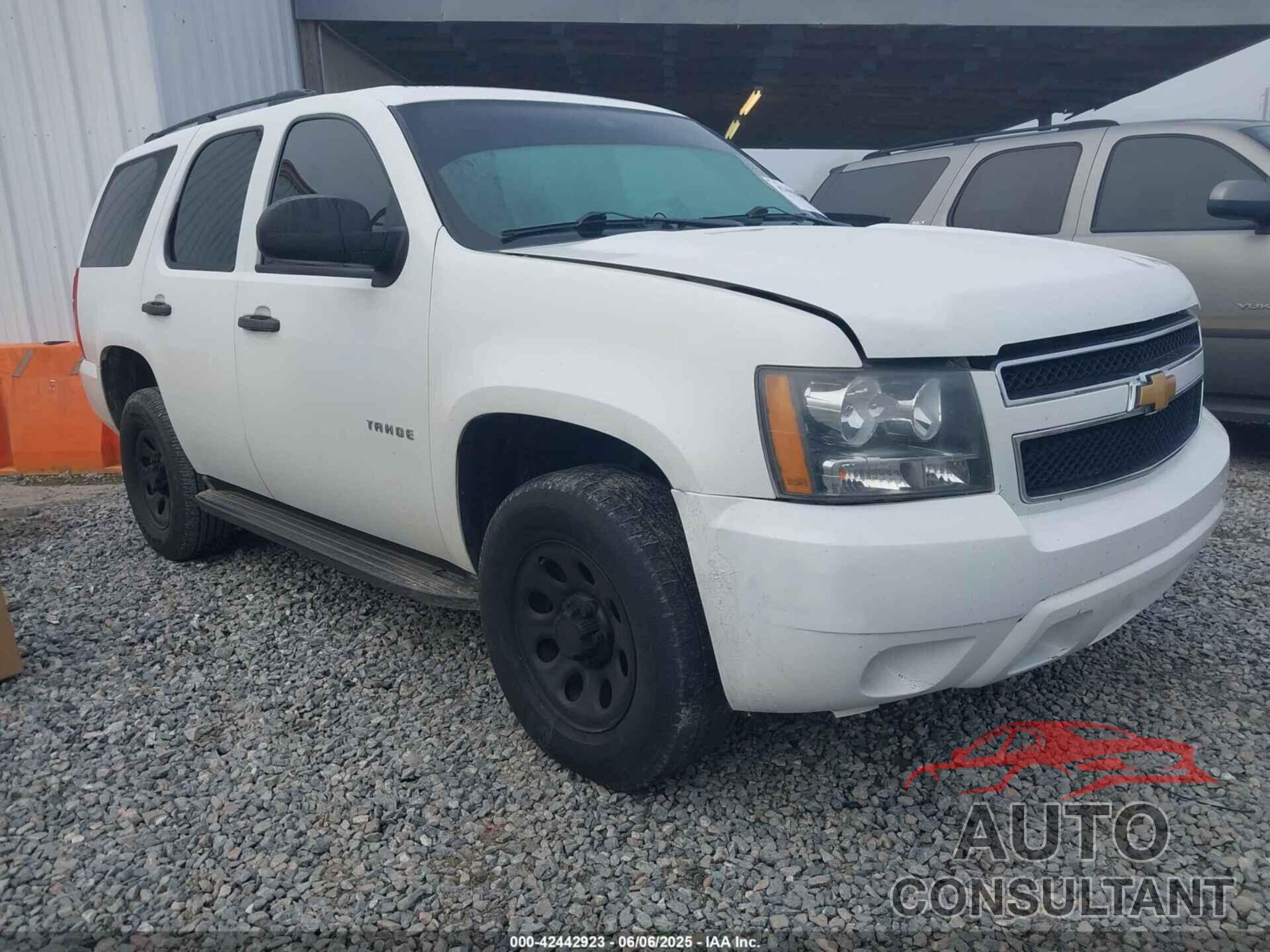 CHEVROLET TAHOE 2013 - 1GNSK4E03DR246861