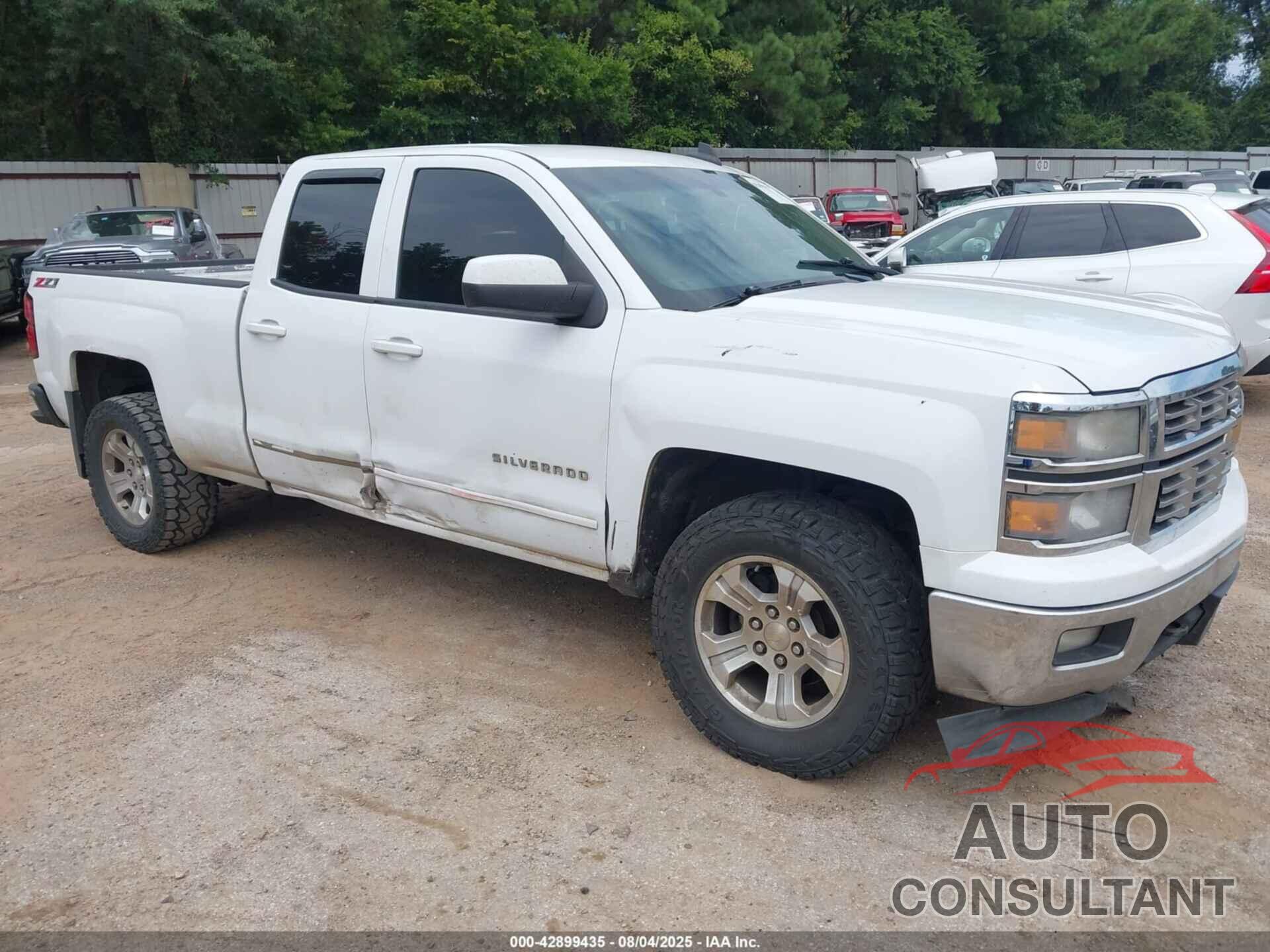 CHEVROLET SILVERADO 1500 2015 - 1GCVKREC5FZ166011