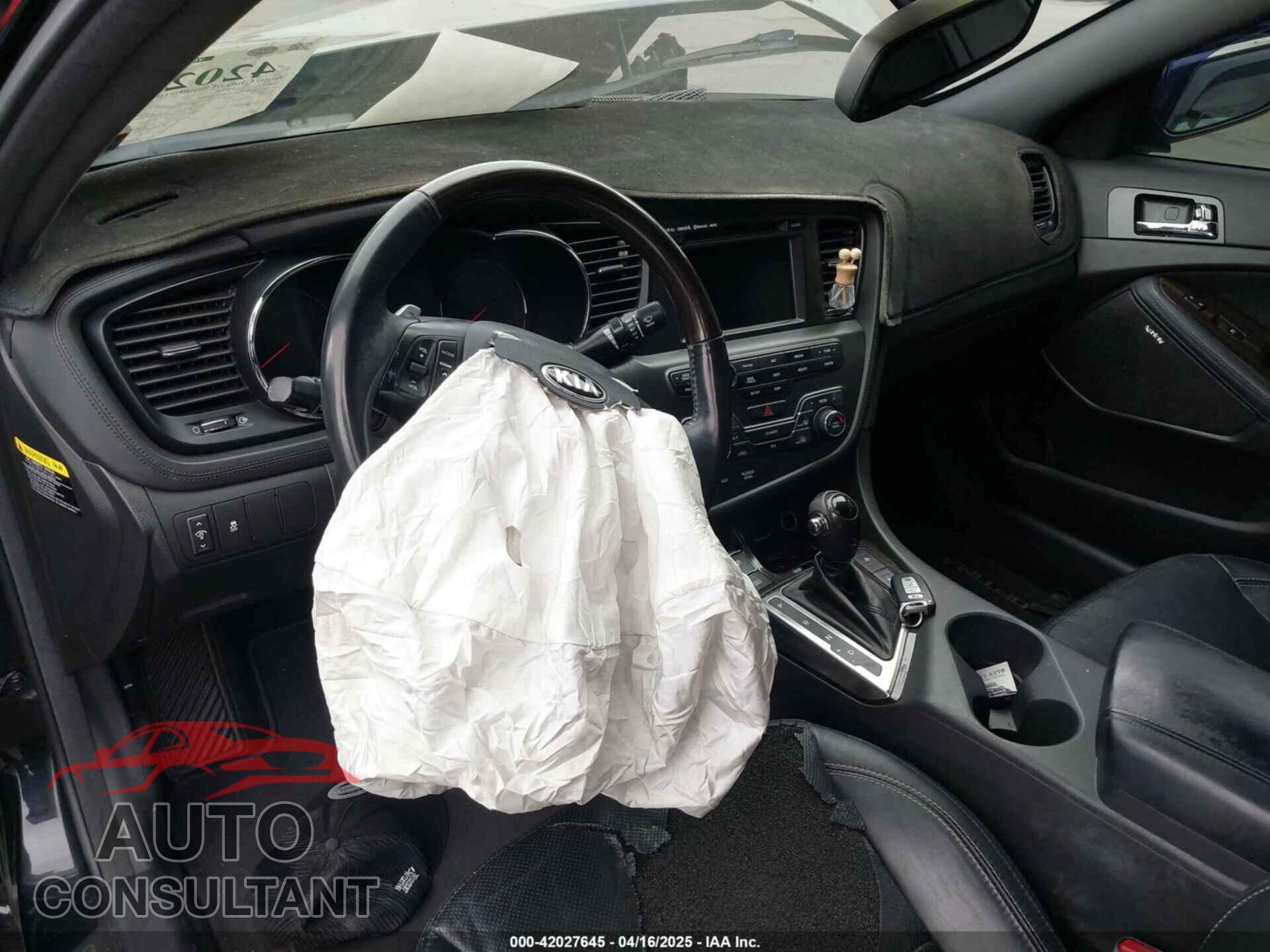 KIA OPTIMA 2013 - 5XXGR4A64DG124808