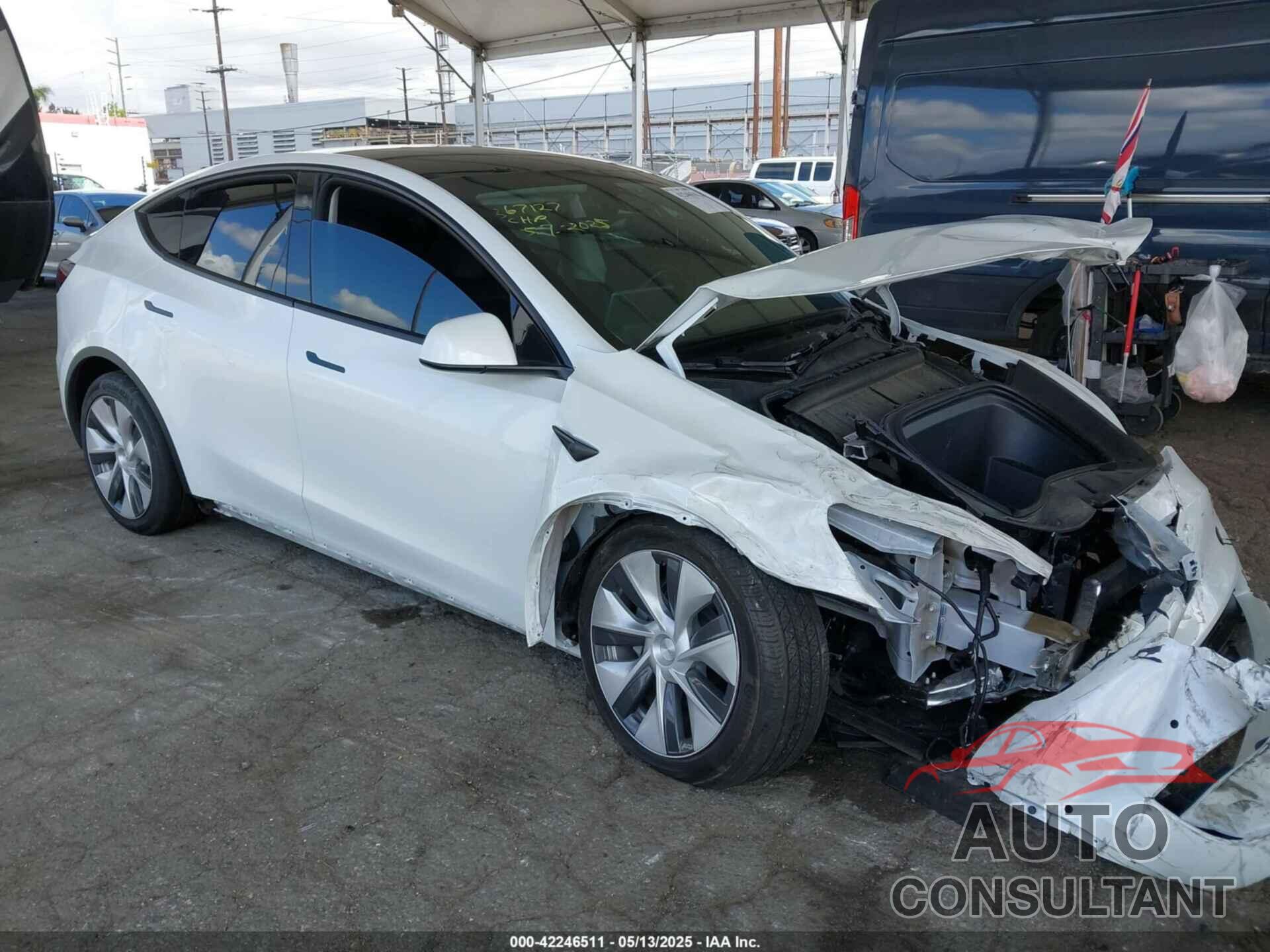 TESLA MODEL Y 2022 - 7SAYGDEE2NF509769