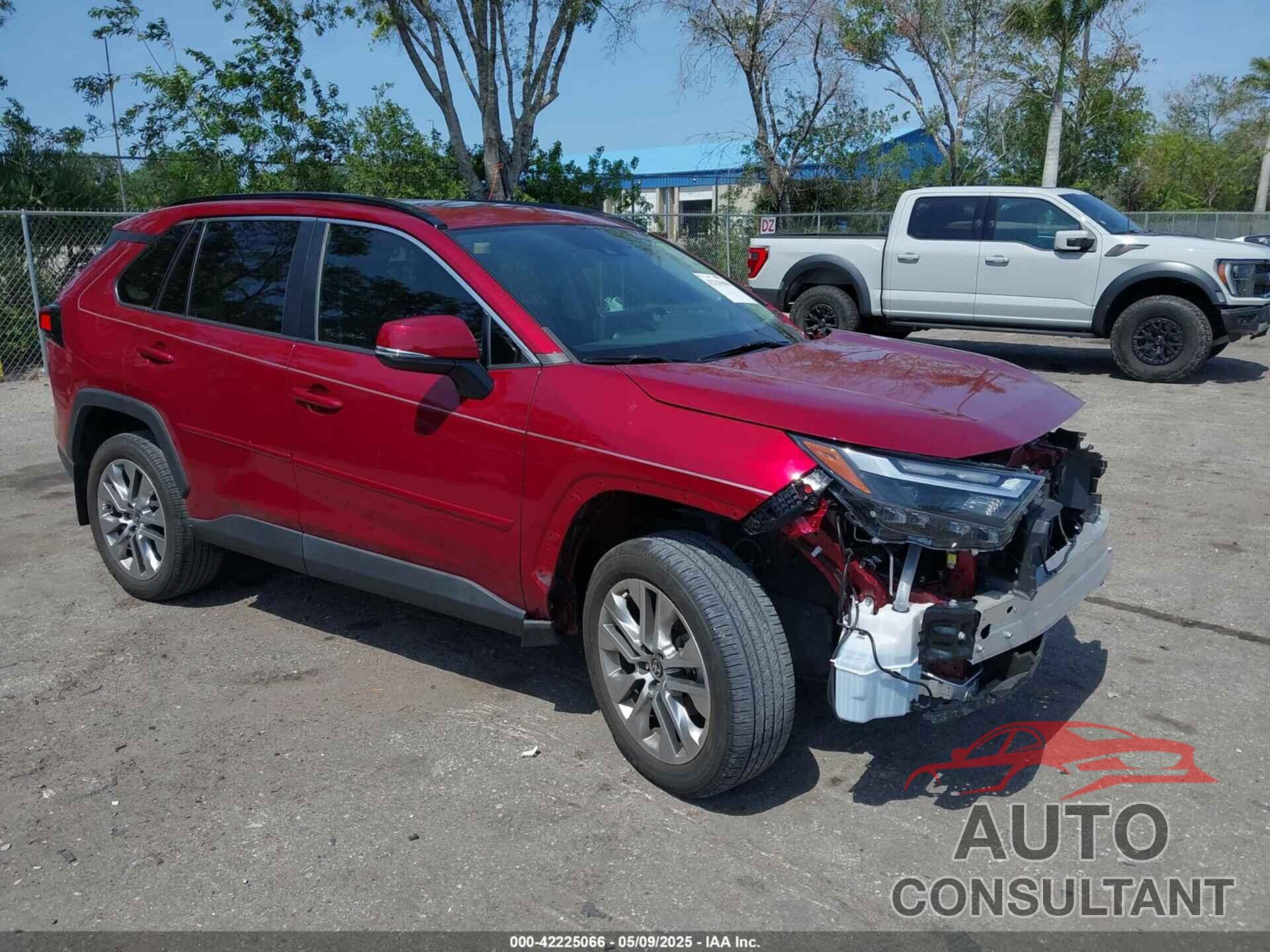 TOYOTA RAV4 2023 - 2T3C1RFV6PW261589