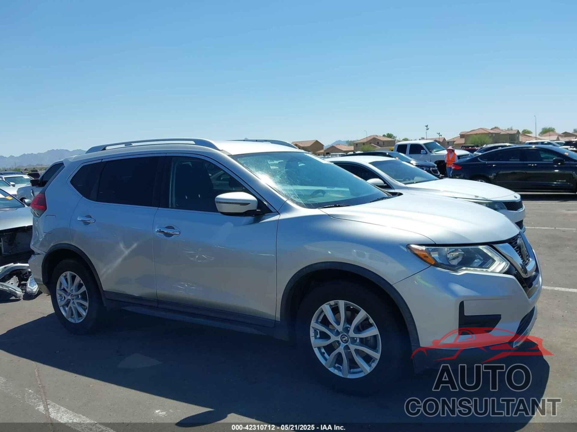 NISSAN ROGUE 2018 - KNMAT2MT1JP535522