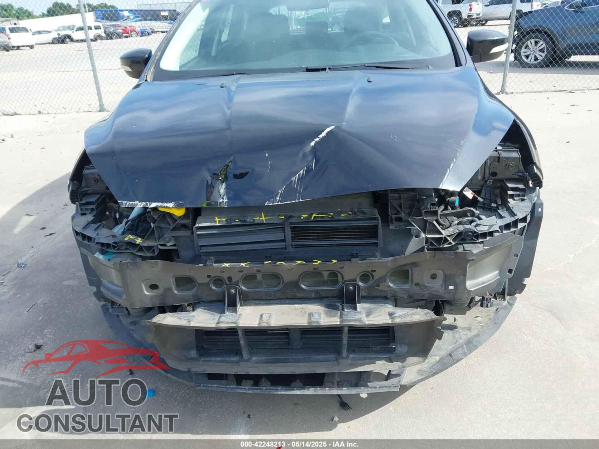 FORD FOCUS 2016 - 1FADP3K29GL228462