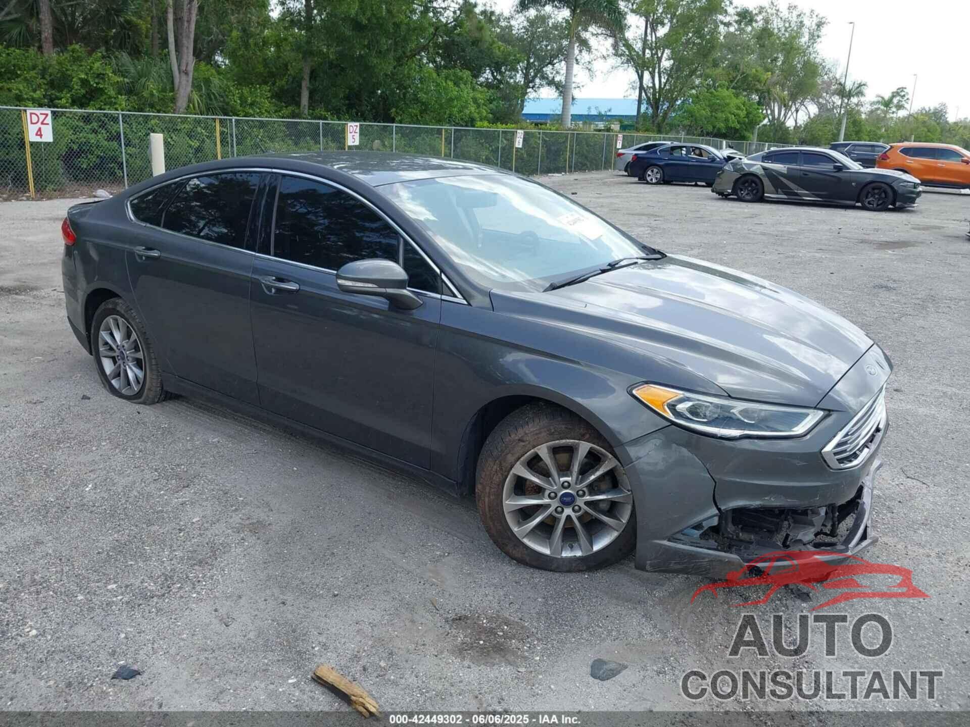 FORD FUSION 2017 - 3FA6P0HDXHR148607