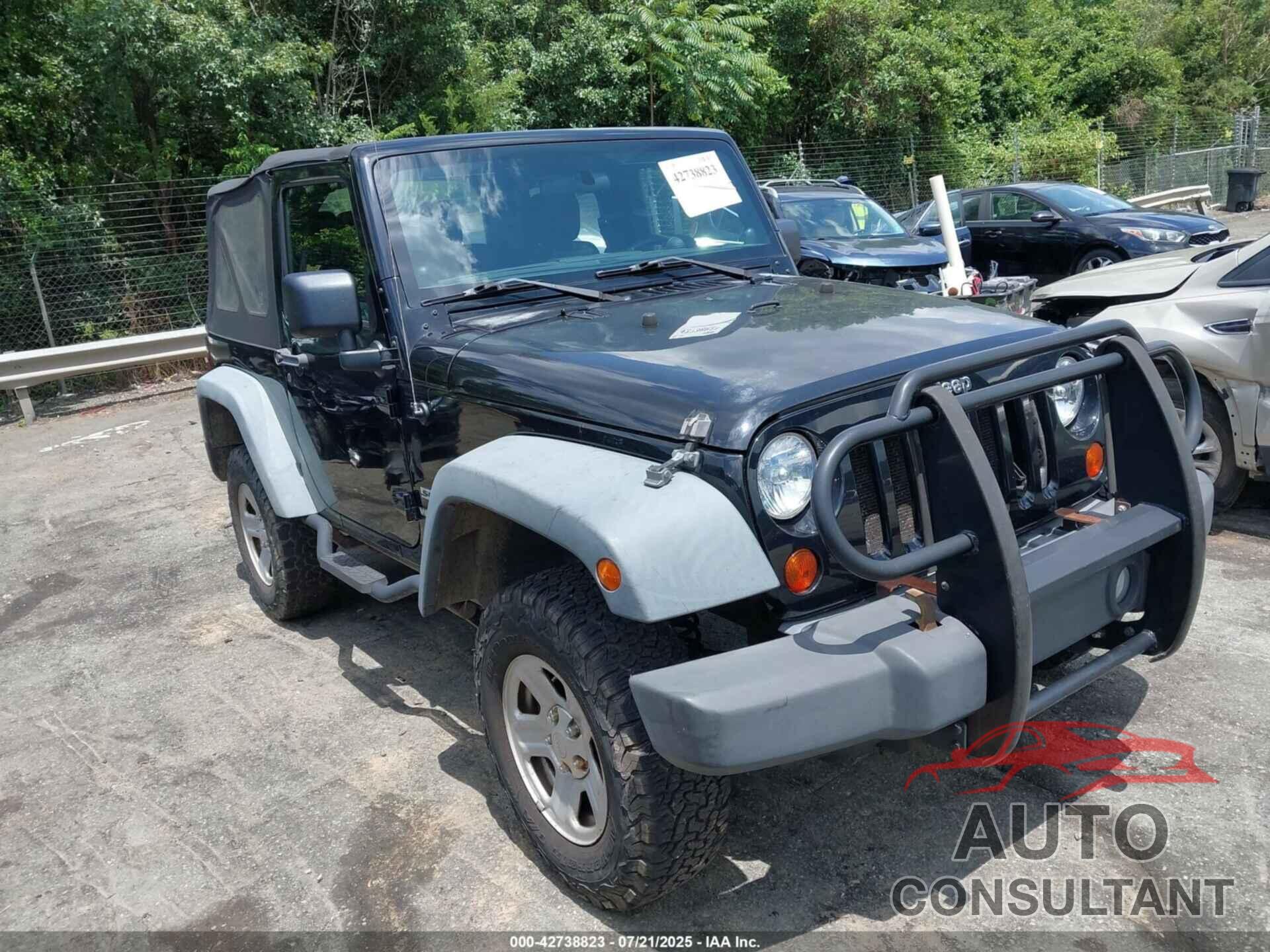 JEEP WRANGLER 2011 - 1J4AA2D18BL540756