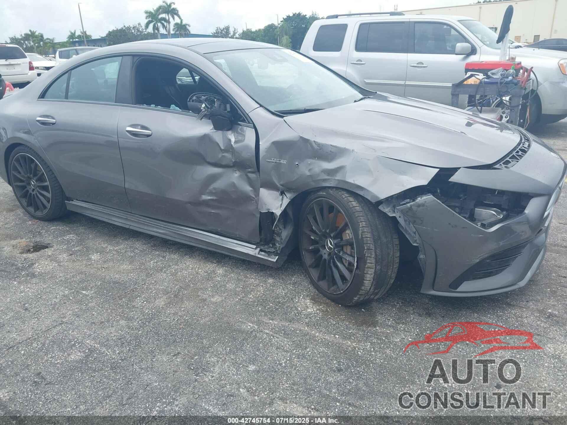MERCEDES-BENZ AMG CLA 35 2023 - W1K5J5BB8PN404942