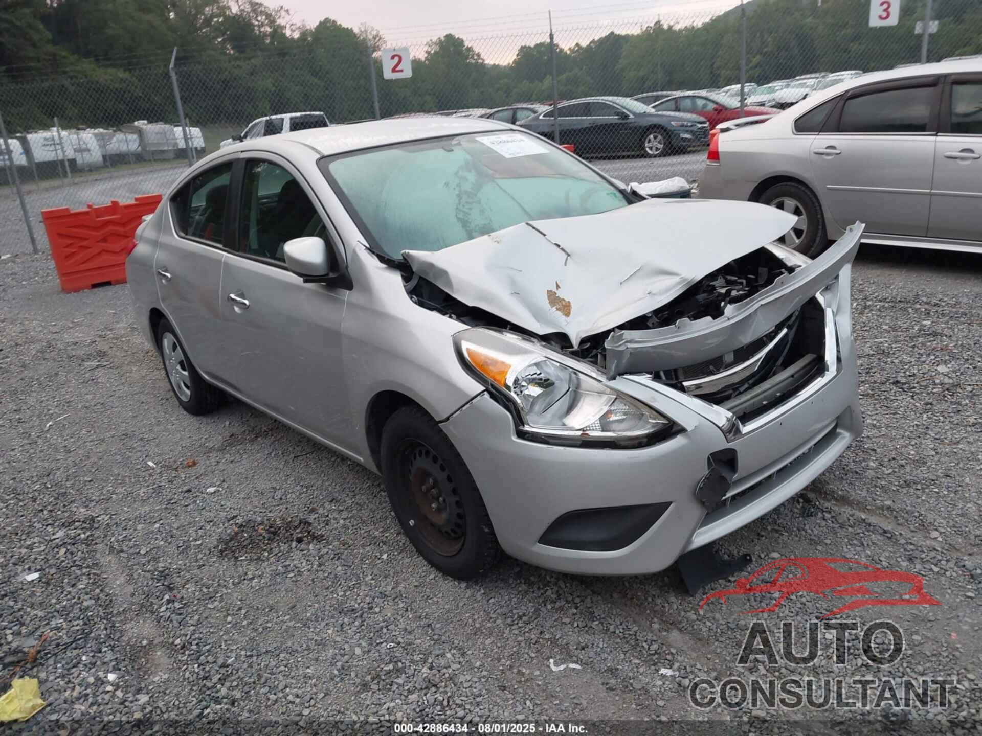 NISSAN VERSA 2019 - 3N1CN7AP9KL859762