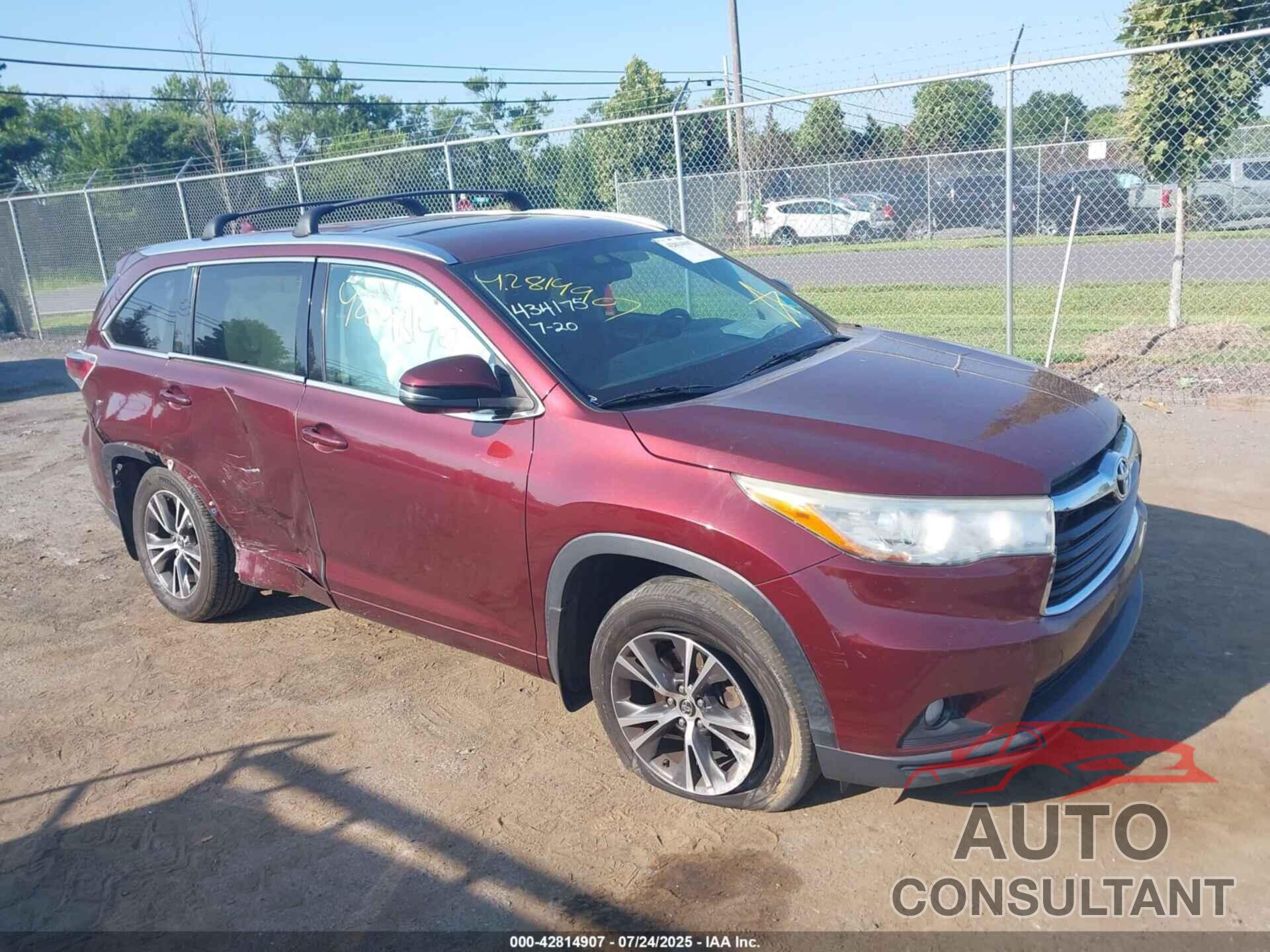 TOYOTA HIGHLANDER 2016 - 5TDJKRFH4GS249375