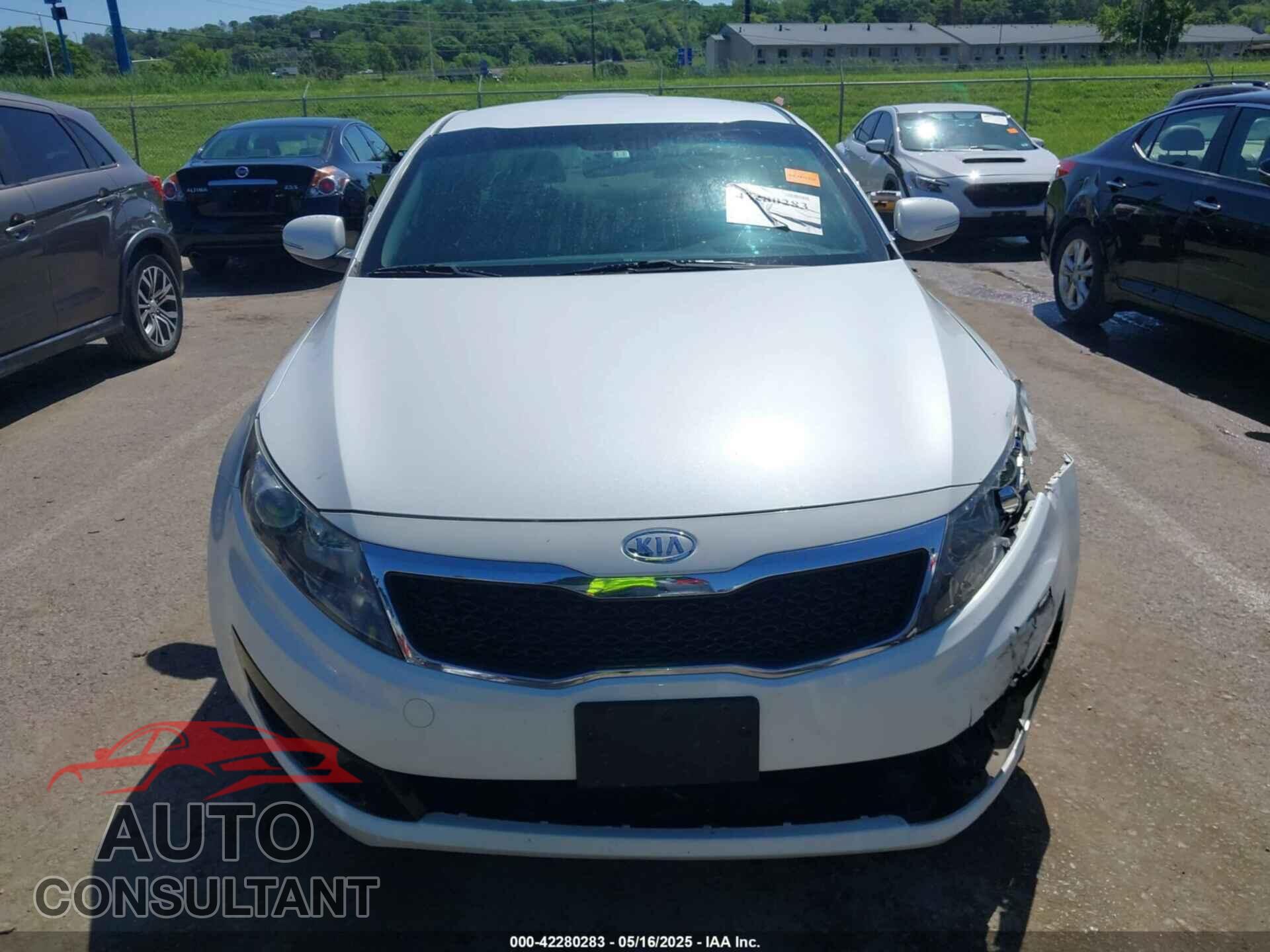 KIA OPTIMA 2011 - KNAGM4A77B5152866