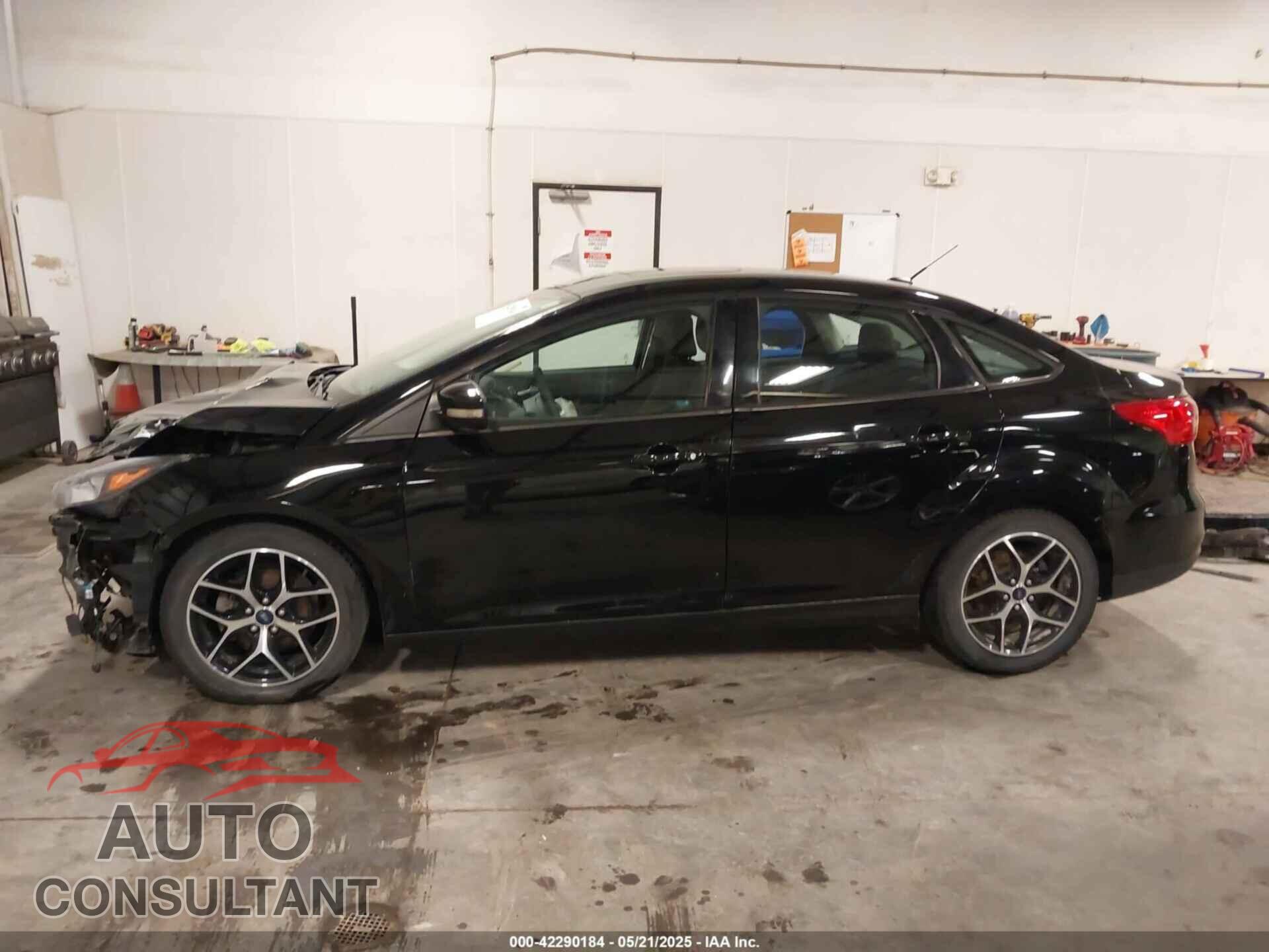 FORD FOCUS 2017 - 1FADP3H25HL245039