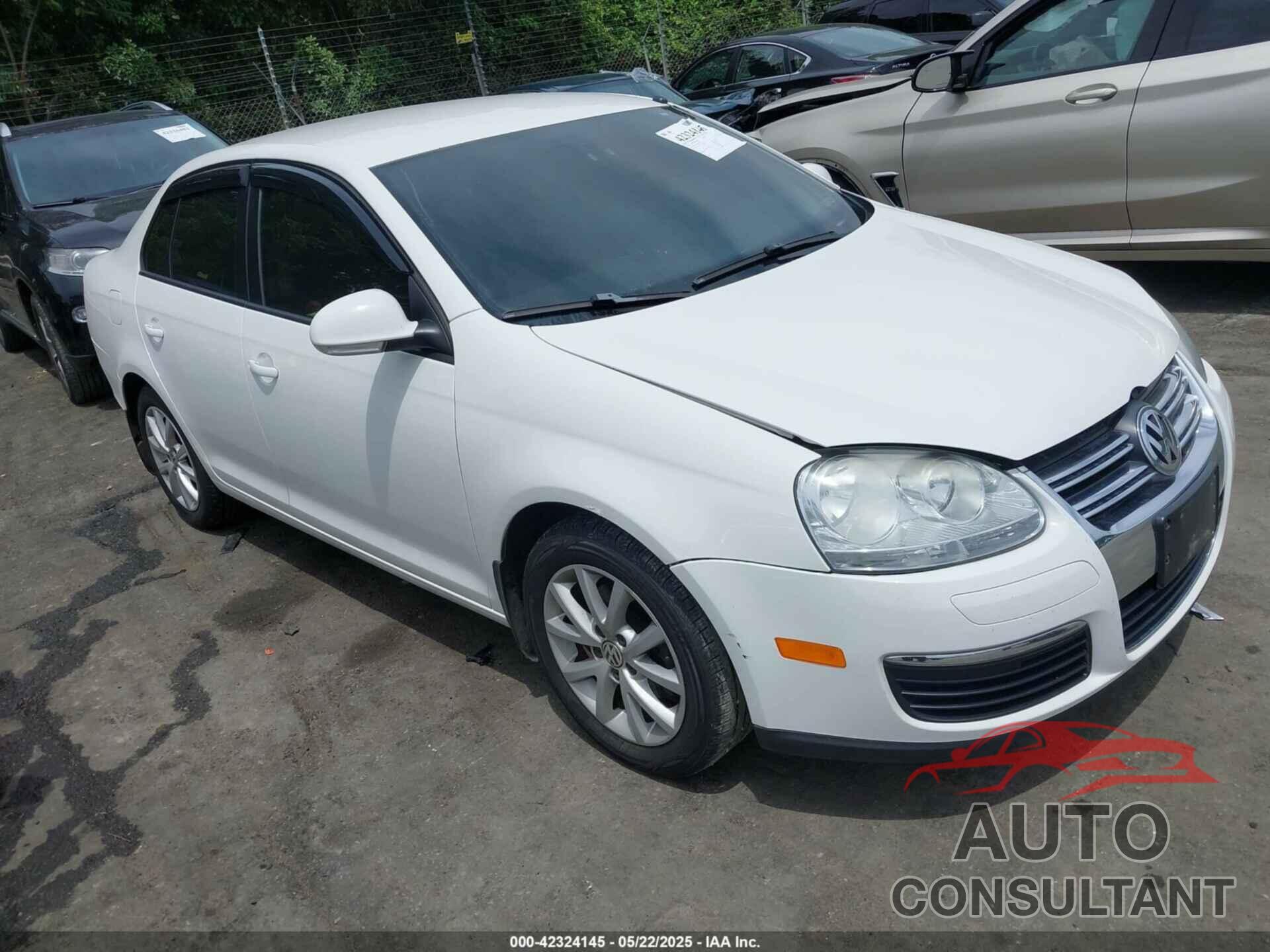 VOLKSWAGEN JETTA 2010 - 3VWAZ7AJ6AM099252
