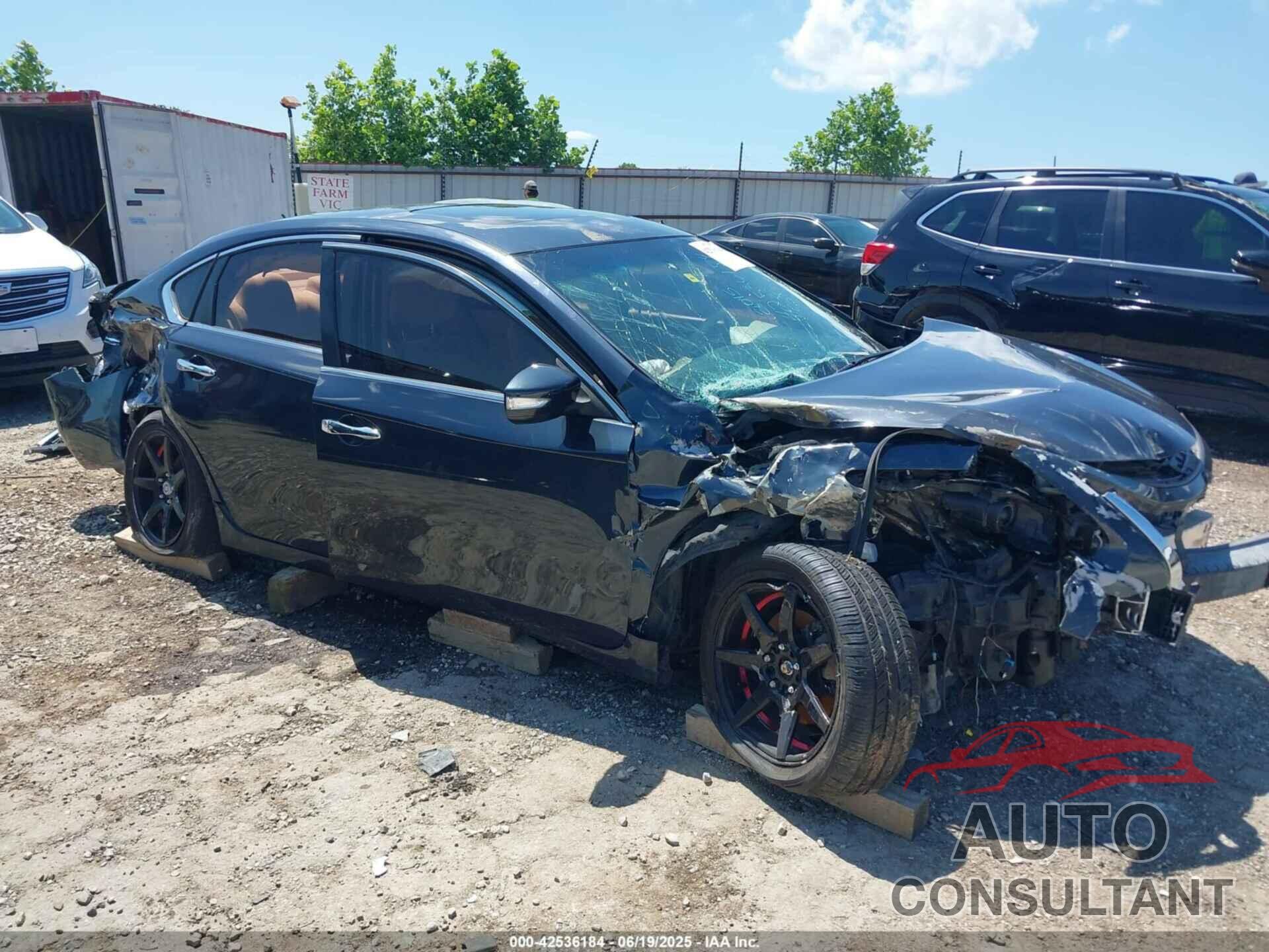 NISSAN ALTIMA 2015 - 1N4AL3AP8FC158687