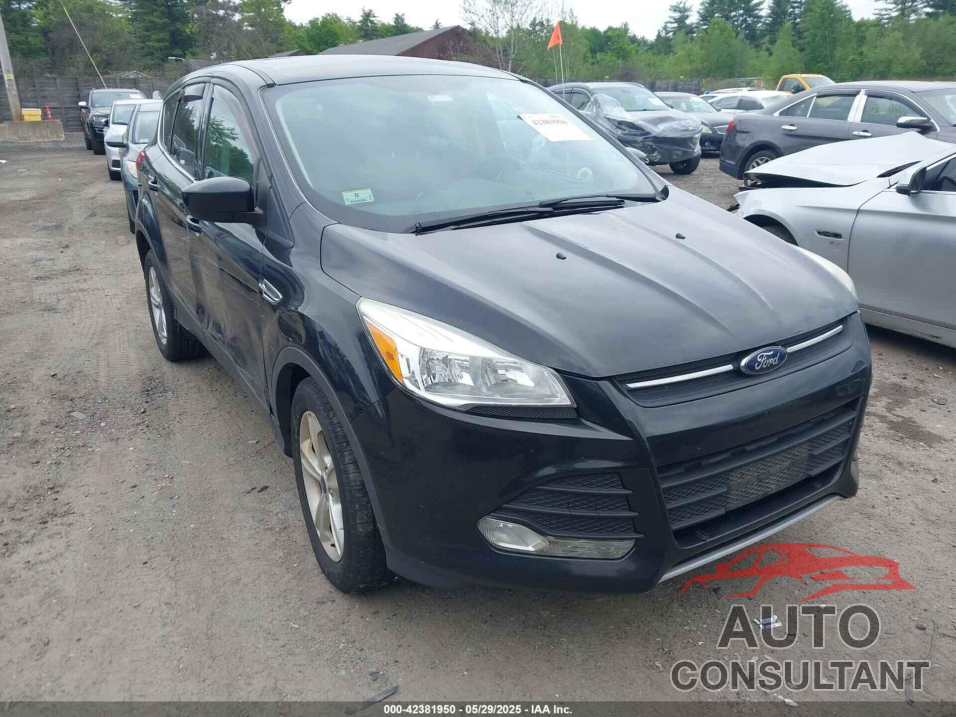 FORD ESCAPE 2015 - 1FMCU0G74FUA55987