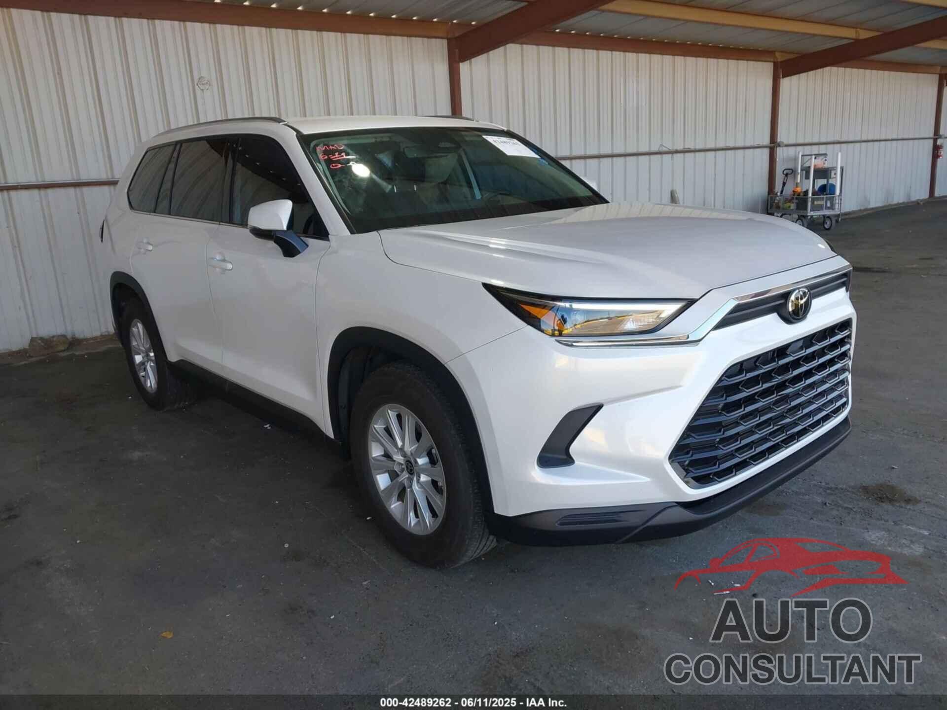 TOYOTA GRAND HIGHLANDER 2024 - 5TDACAB57RS019892