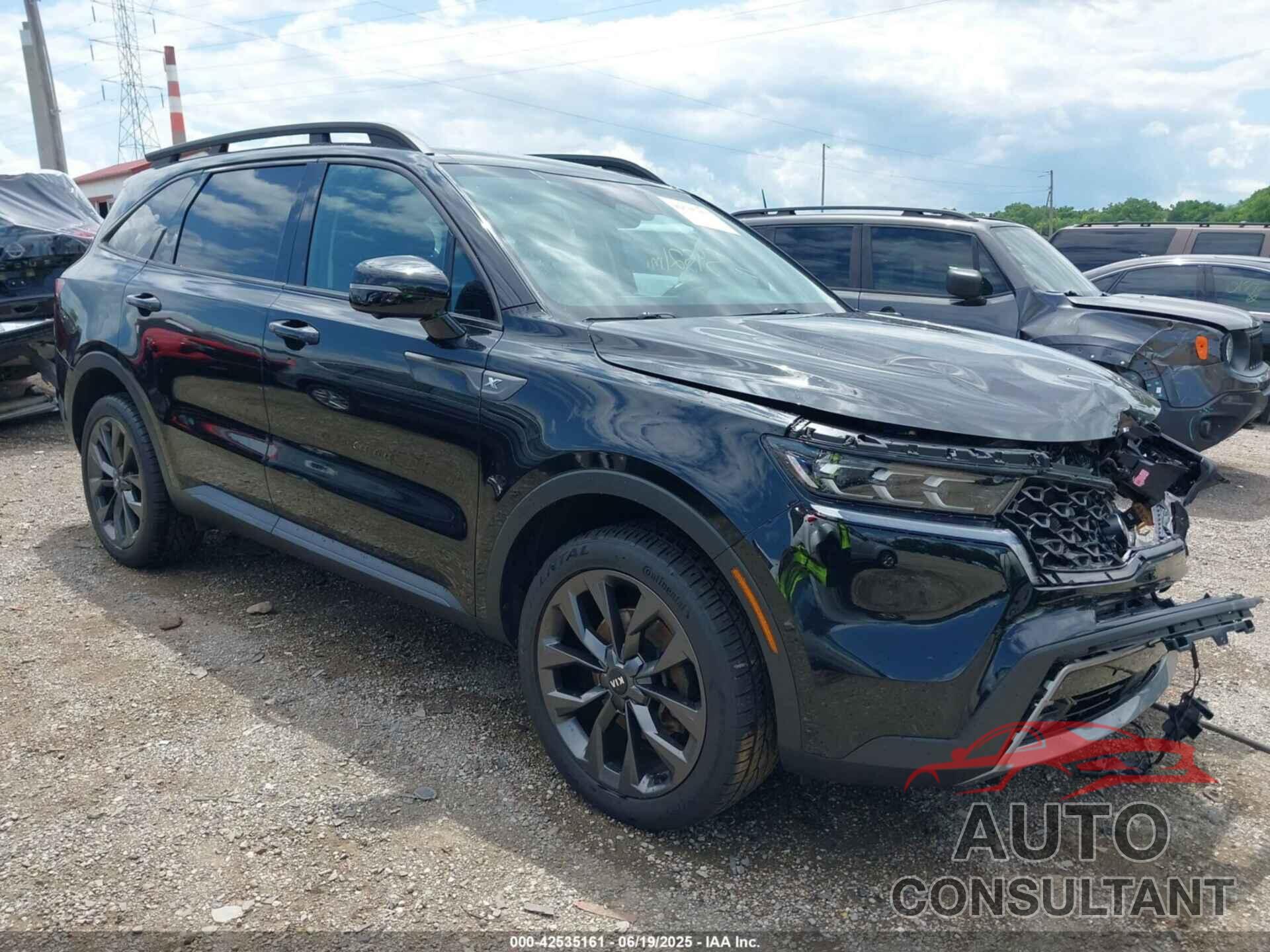 KIA SORENTO 2021 - 5XYRKDLF4MG050845