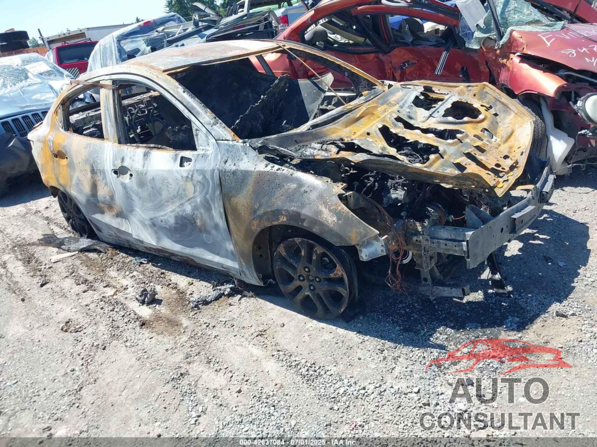 TOYOTA YARIS 2019 - 3MYDLBYV2KY519761