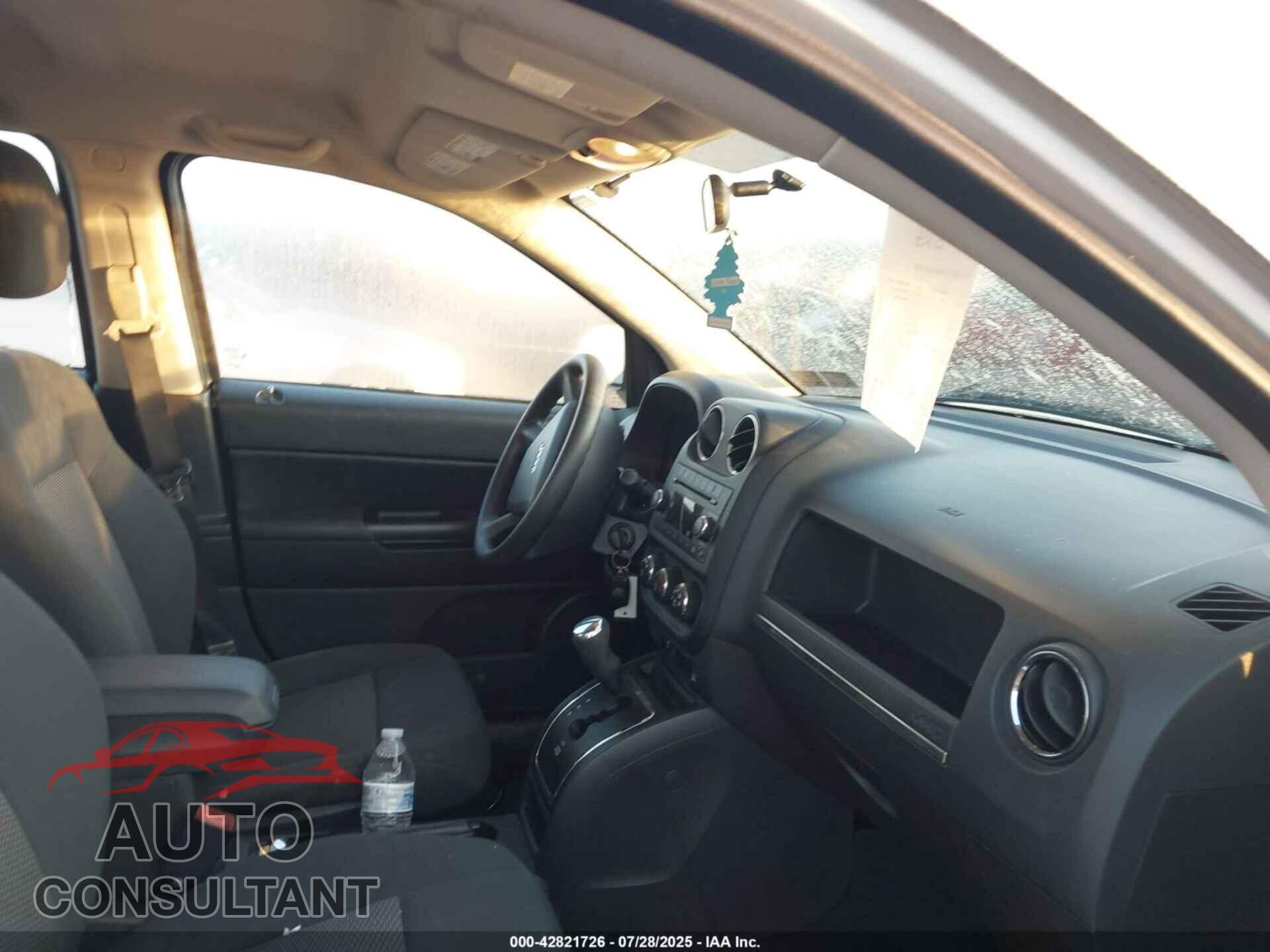 JEEP COMPASS 2010 - 1J4NF4FB1AD595384