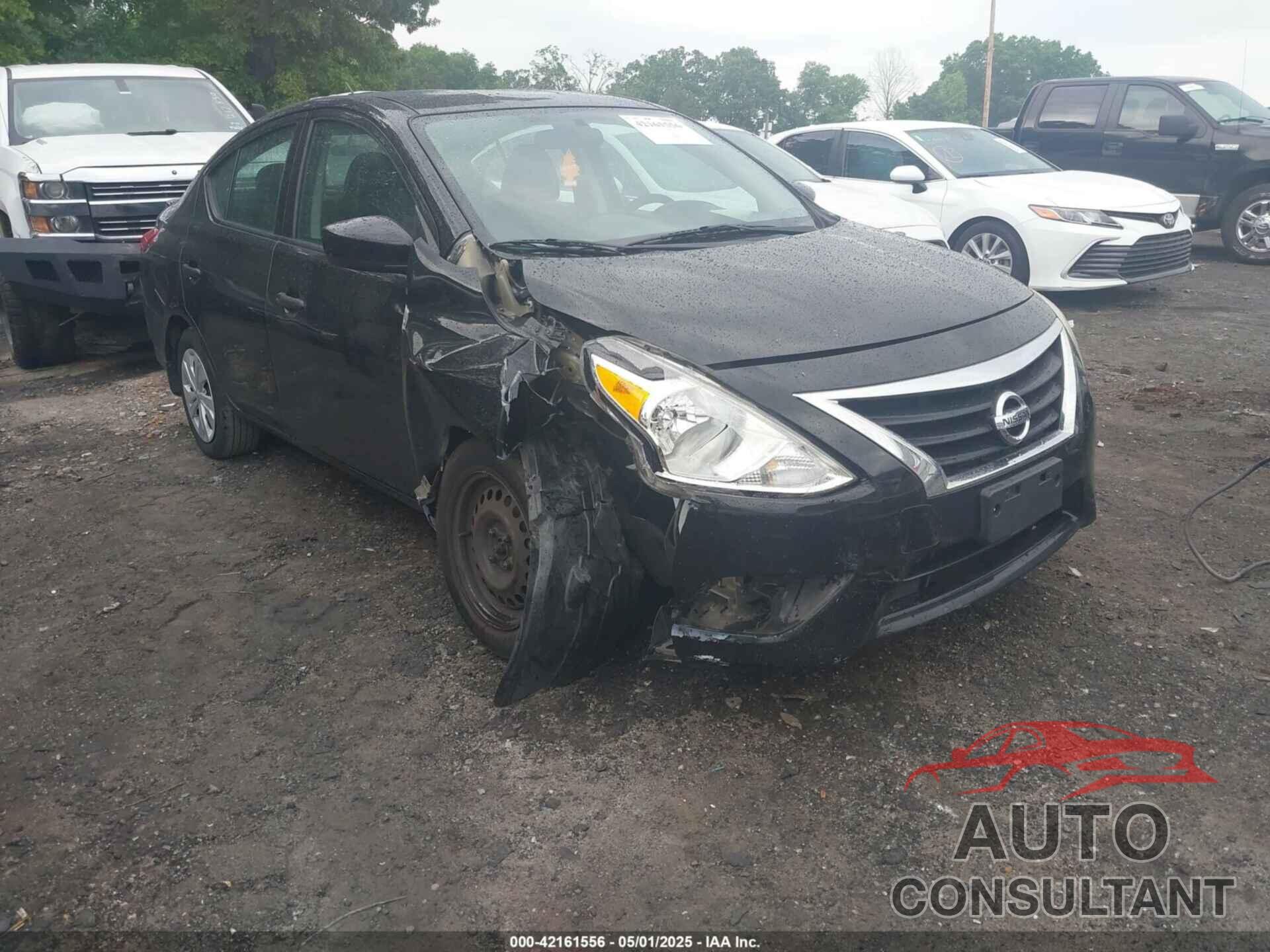 NISSAN VERSA 2018 - 3N1CN7AP9JL851644