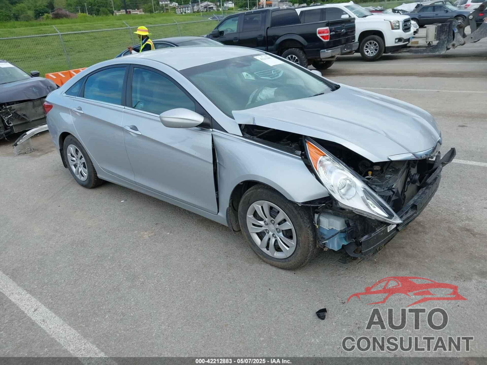 HYUNDAI SONATA 2011 - 5NPEB4AC1BH177646