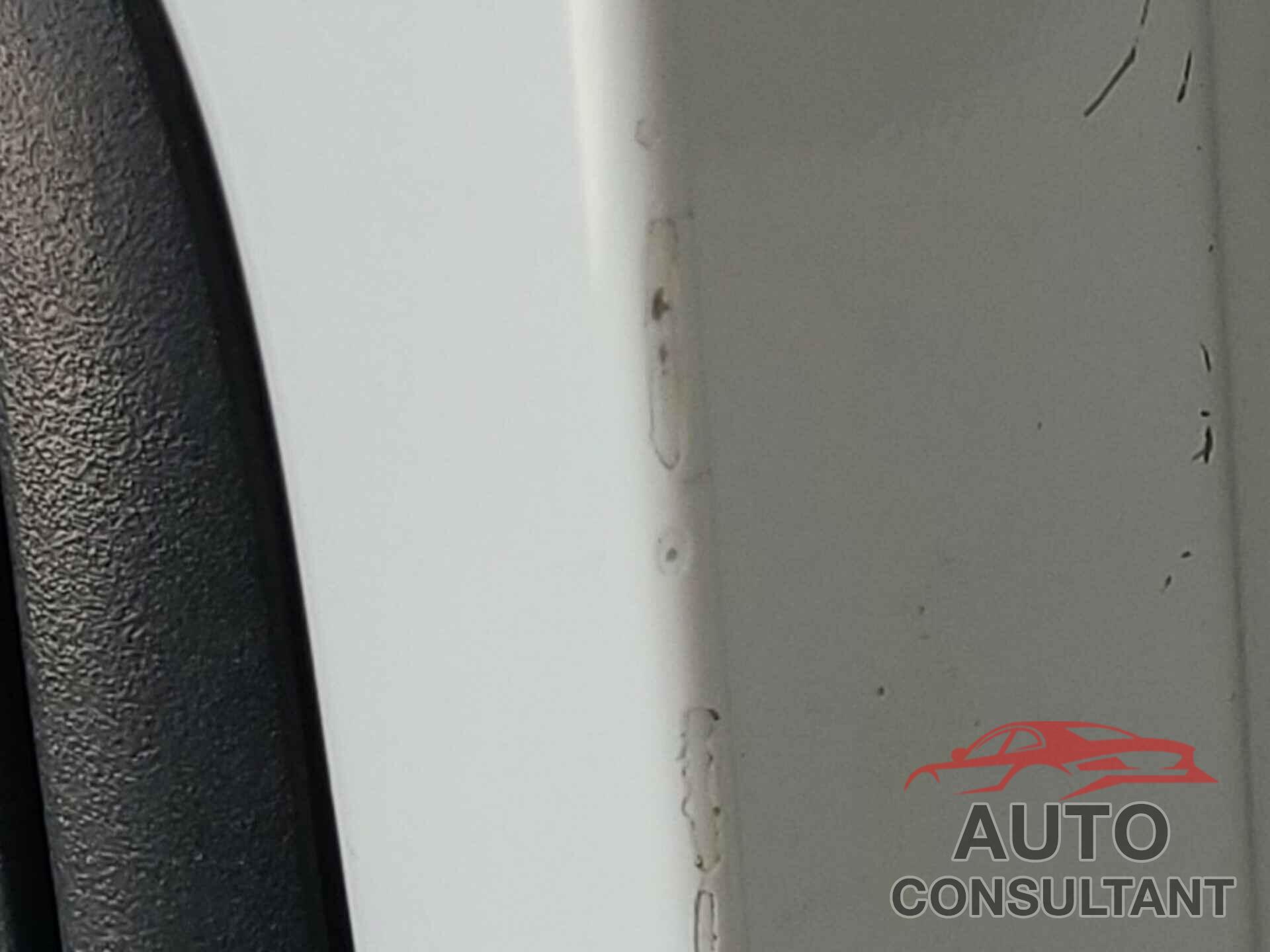 CHEVROLET EXPRESS G2500 2014 - 1GCWGFCA3E1181545