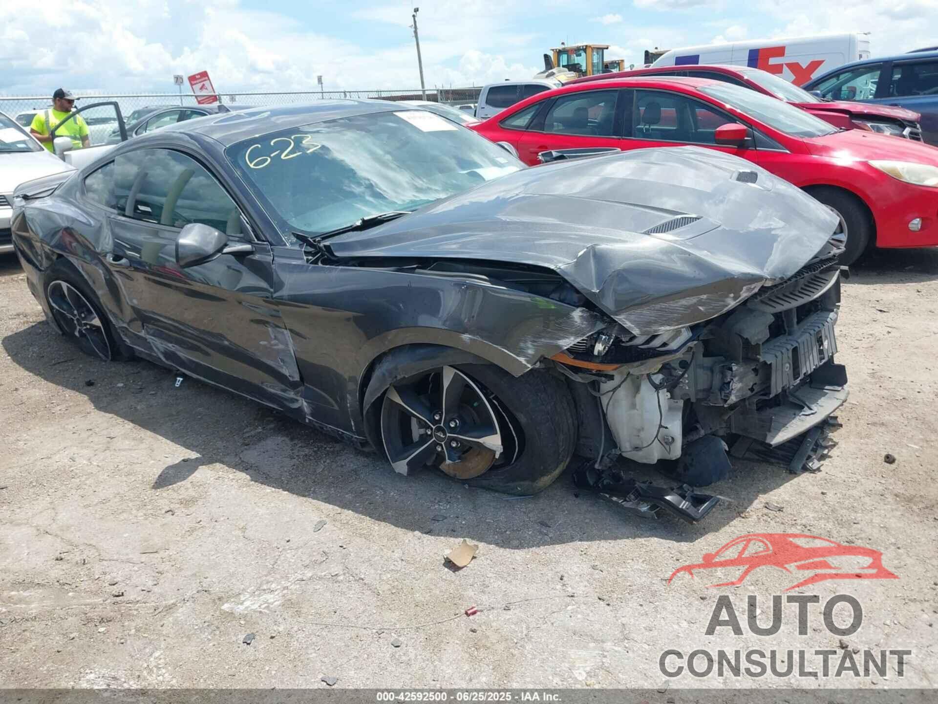 FORD MUSTANG 2020 - 1FA6P8TH5L5176075