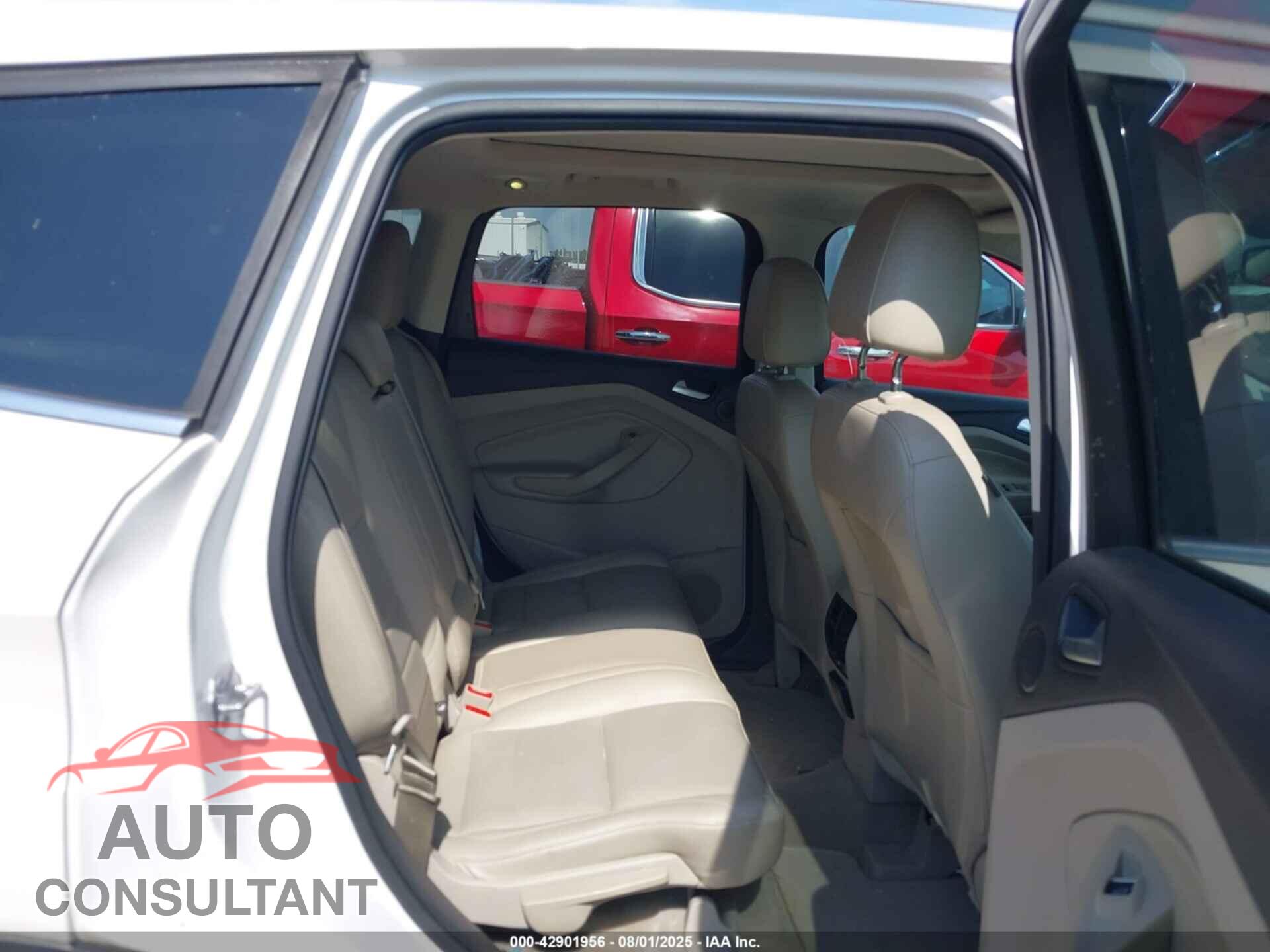 FORD ESCAPE 2016 - 1FMCU0J96GUA96889