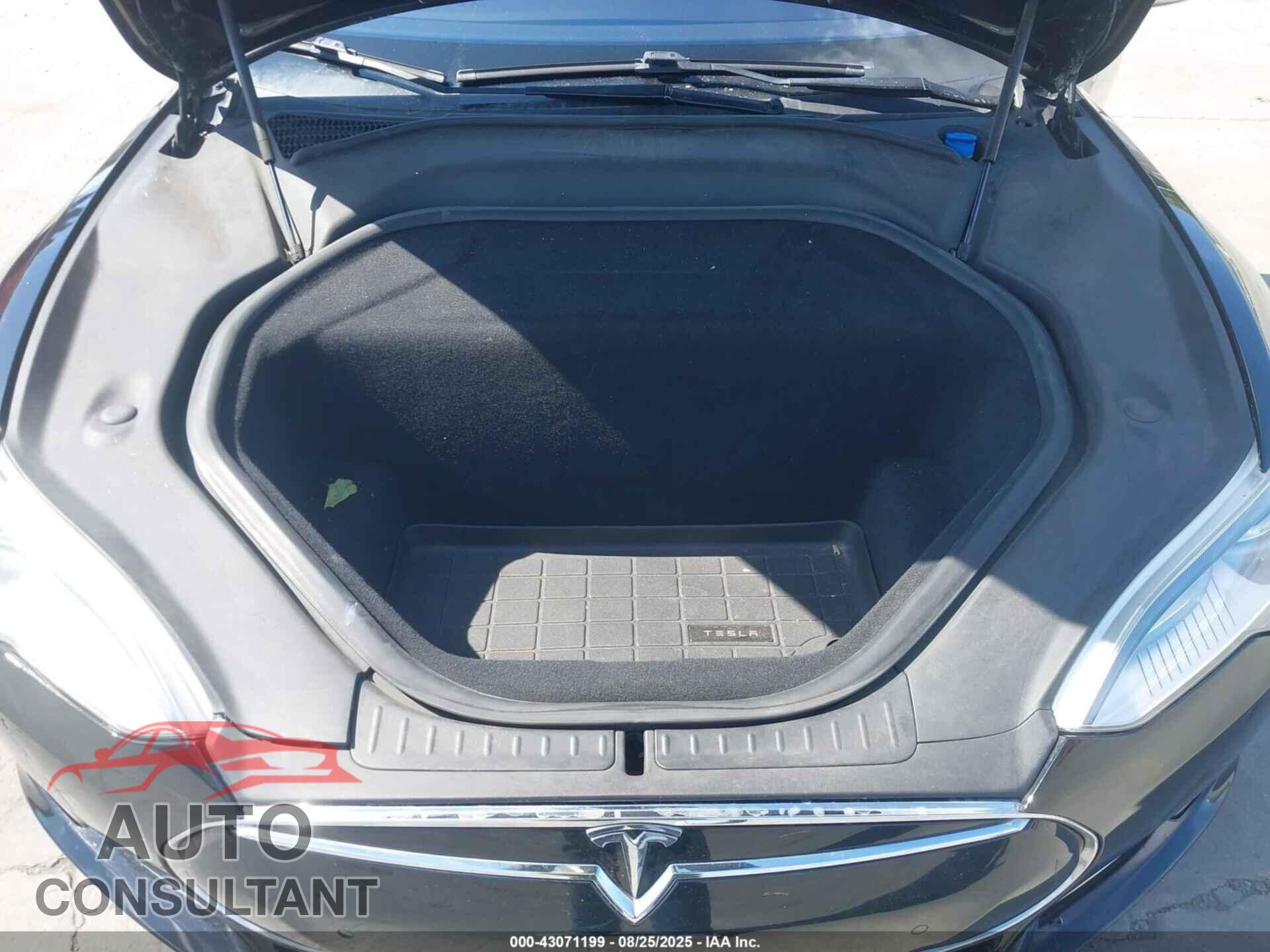 TESLA MODEL S 2016 - 5YJSA1E43GF123648